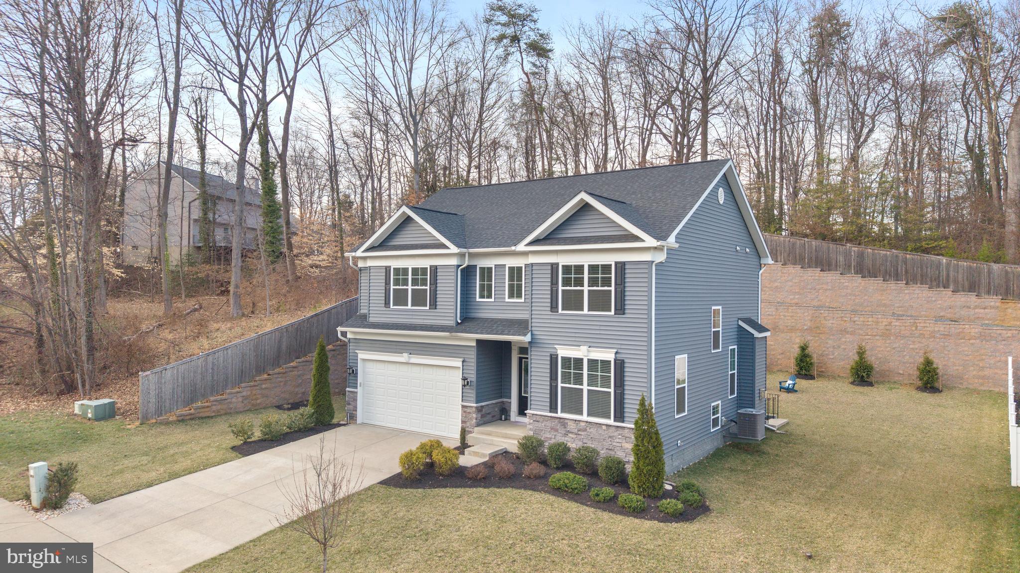 HIGHLAND WOODS - Residential