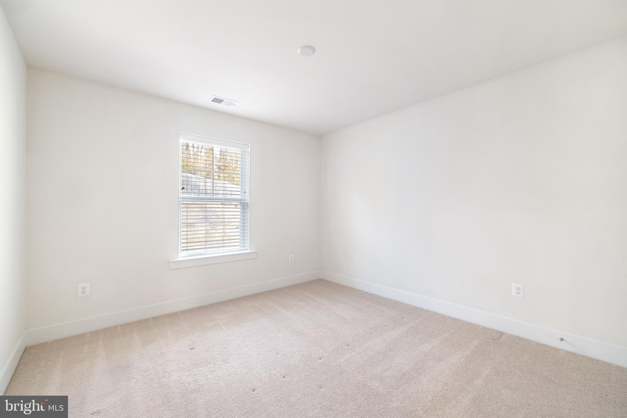 HIGHLAND WOODS - Residential