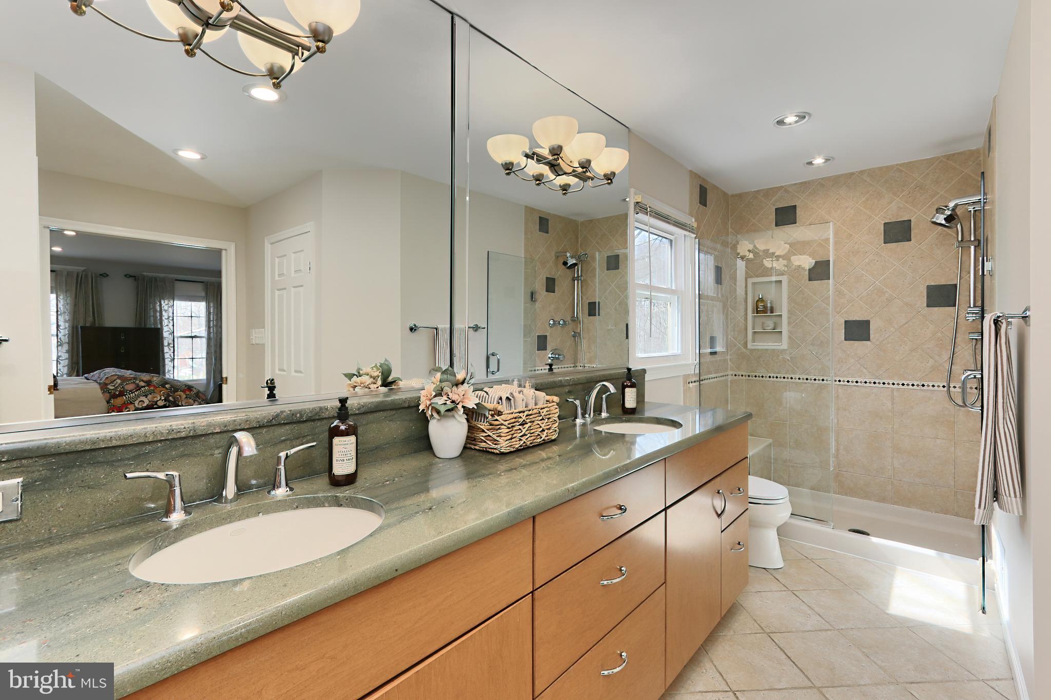 FAIRFAX STATION - Residential