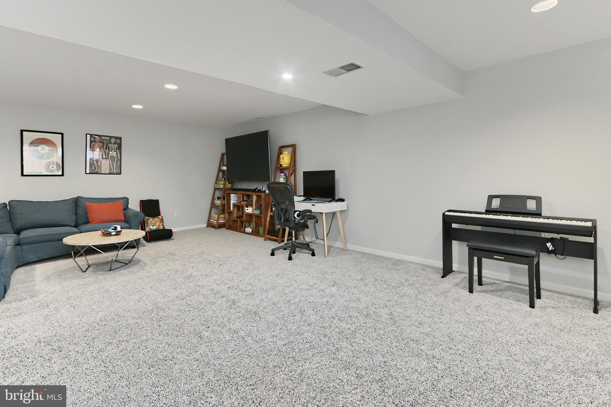 FAIRFAX STATION - Residential