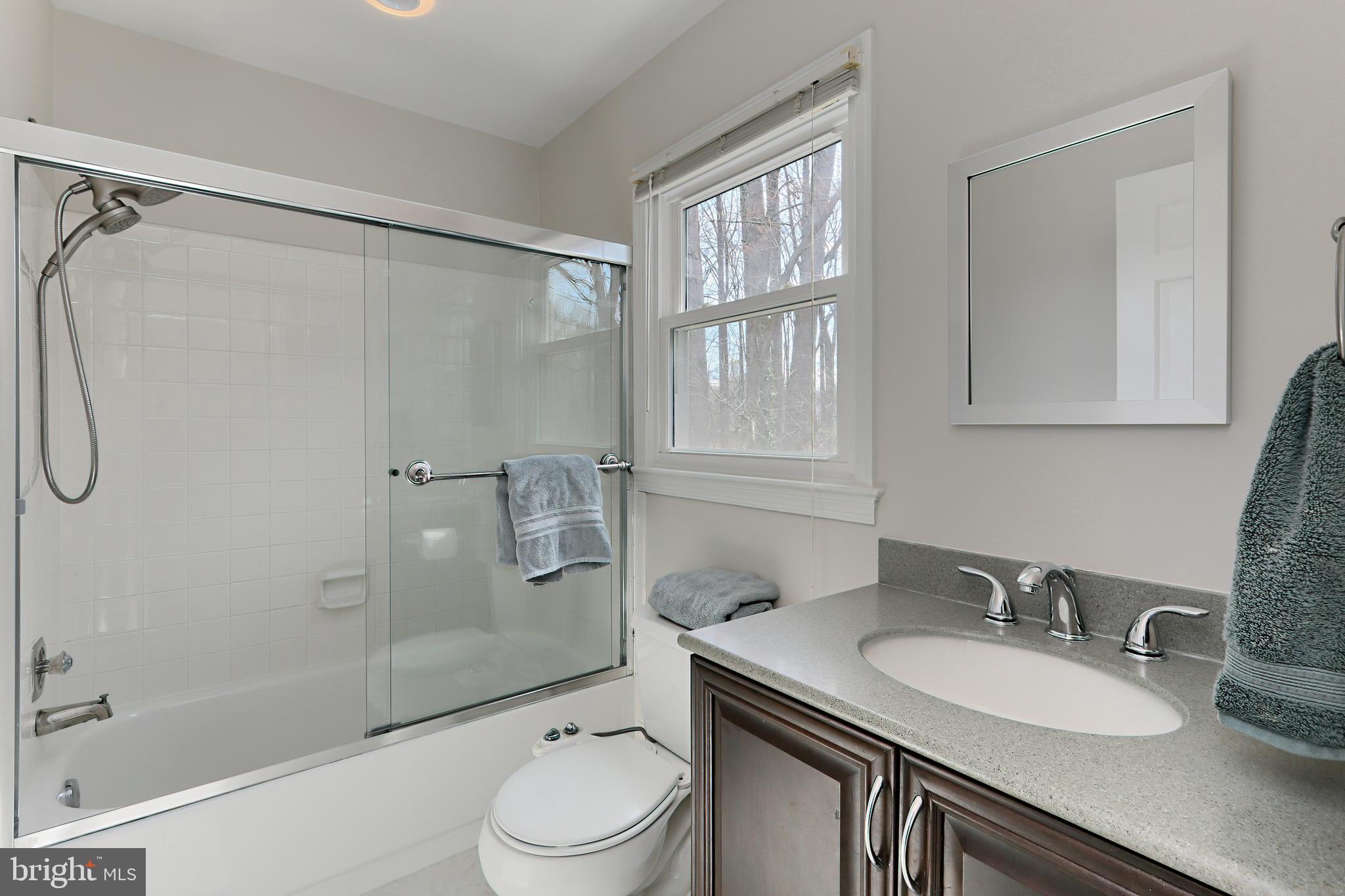 FAIRFAX STATION - Residential