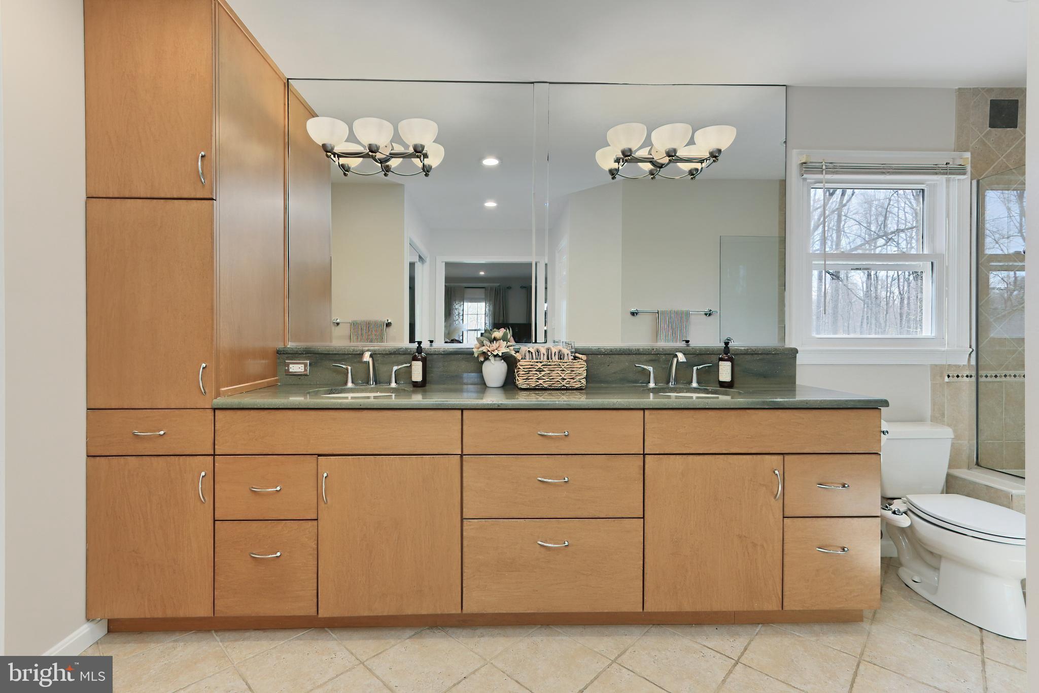 FAIRFAX STATION - Residential