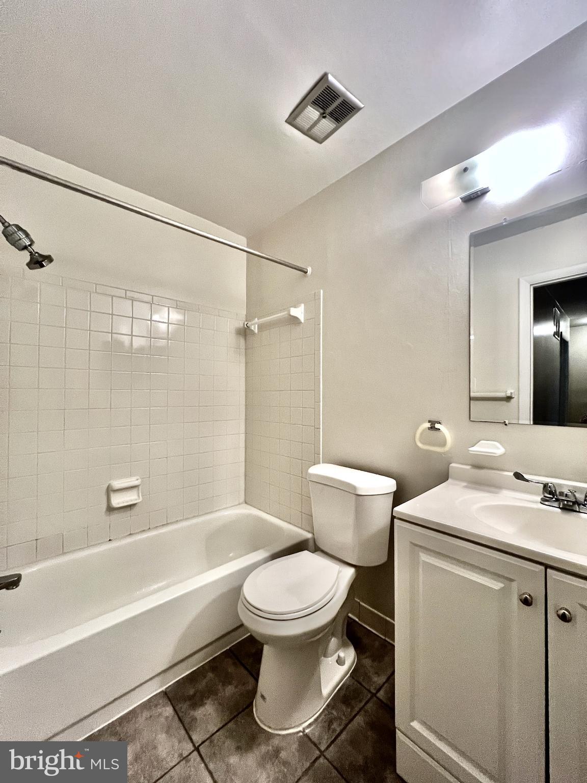 THE VILLAGE PARK - Residential Lease