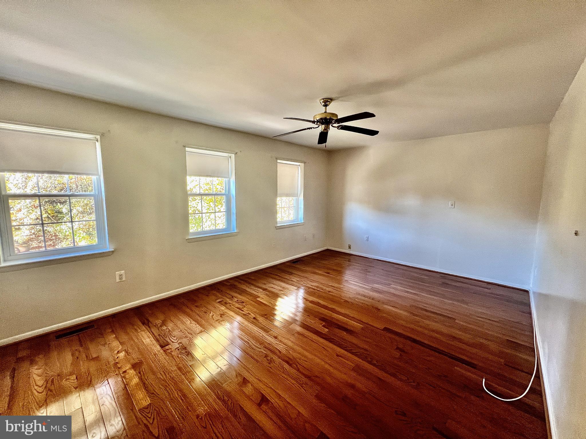 THE VILLAGE PARK - Residential Lease