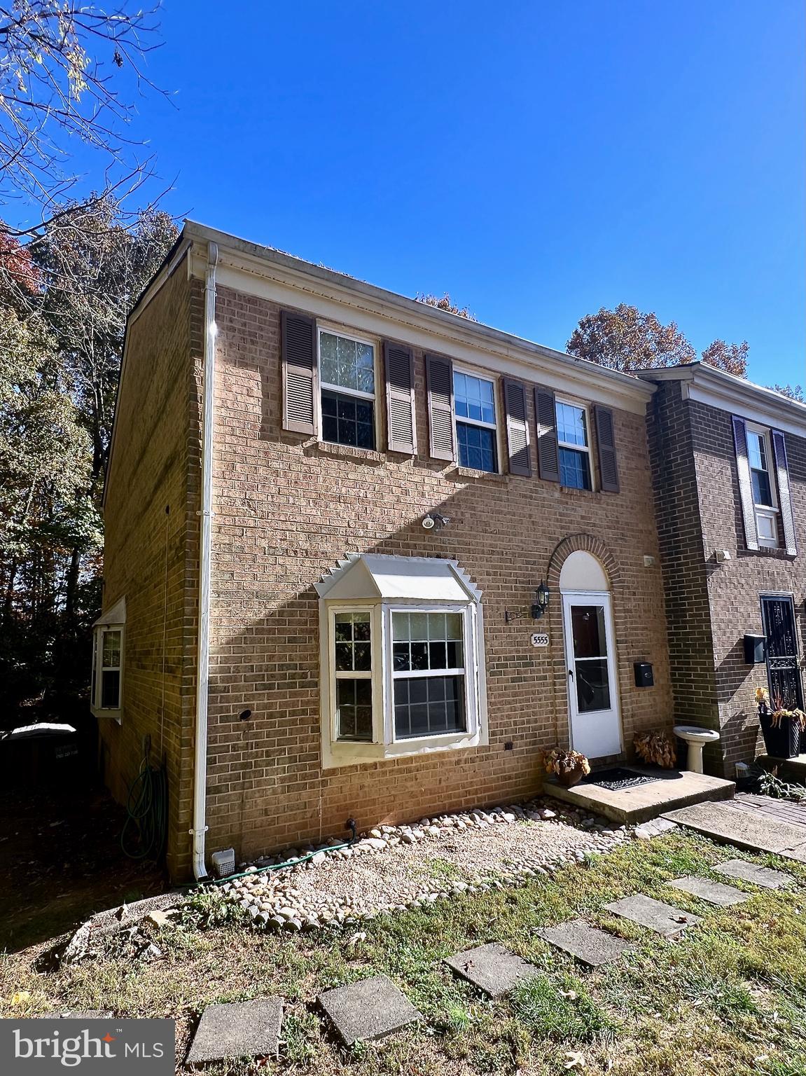 THE VILLAGE PARK - Residential Lease