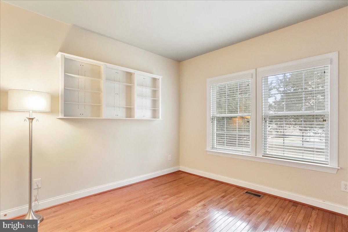 RIVERSIDE ON THE POTOMAC - Residential