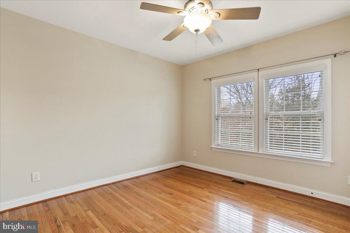 RIVERSIDE ON THE POTOMAC - Residential