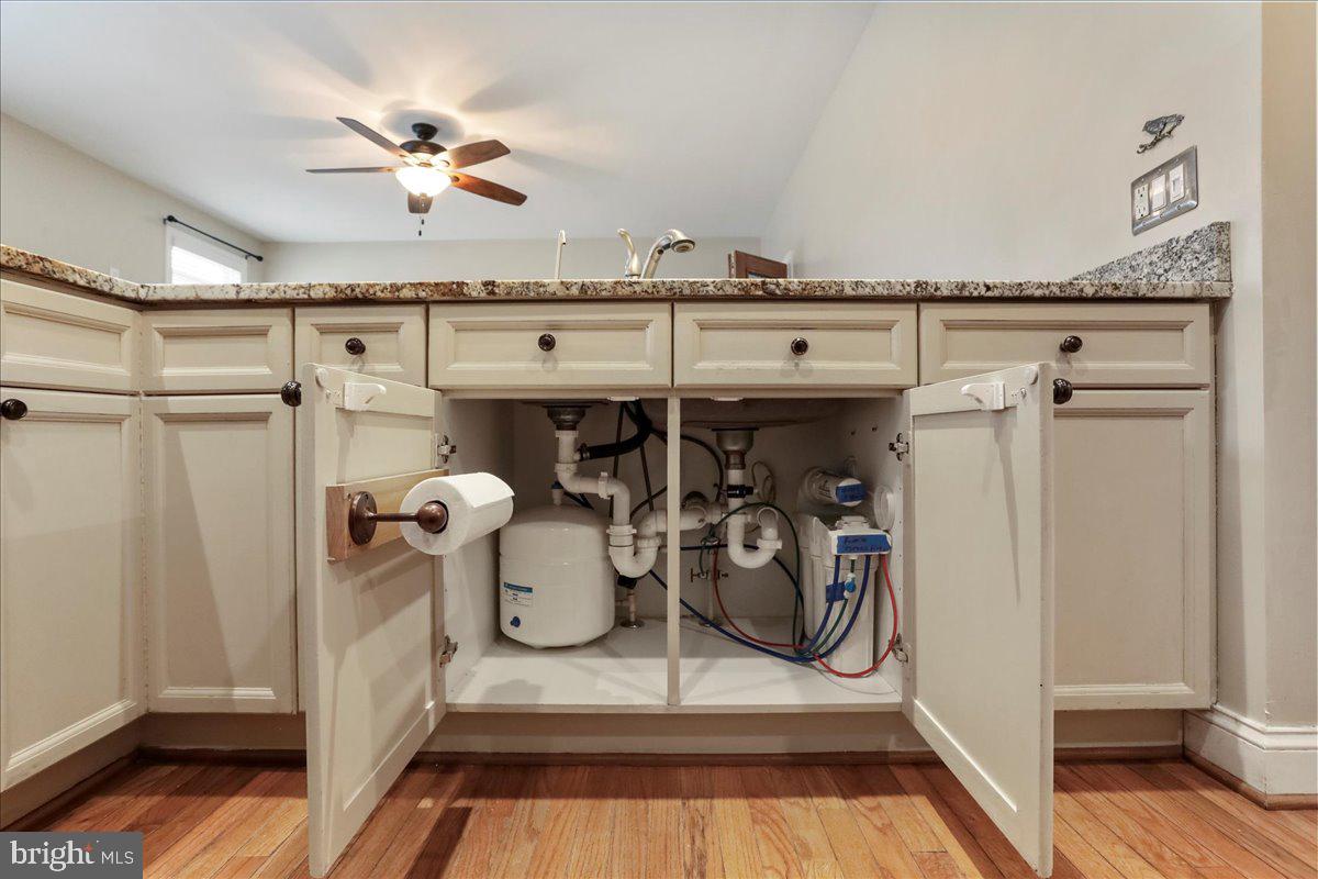 RIVERSIDE ON THE POTOMAC - Residential