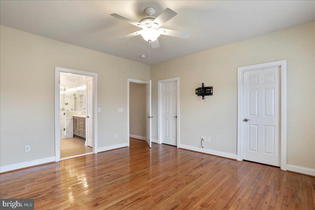 RIVERSIDE ON THE POTOMAC - Residential