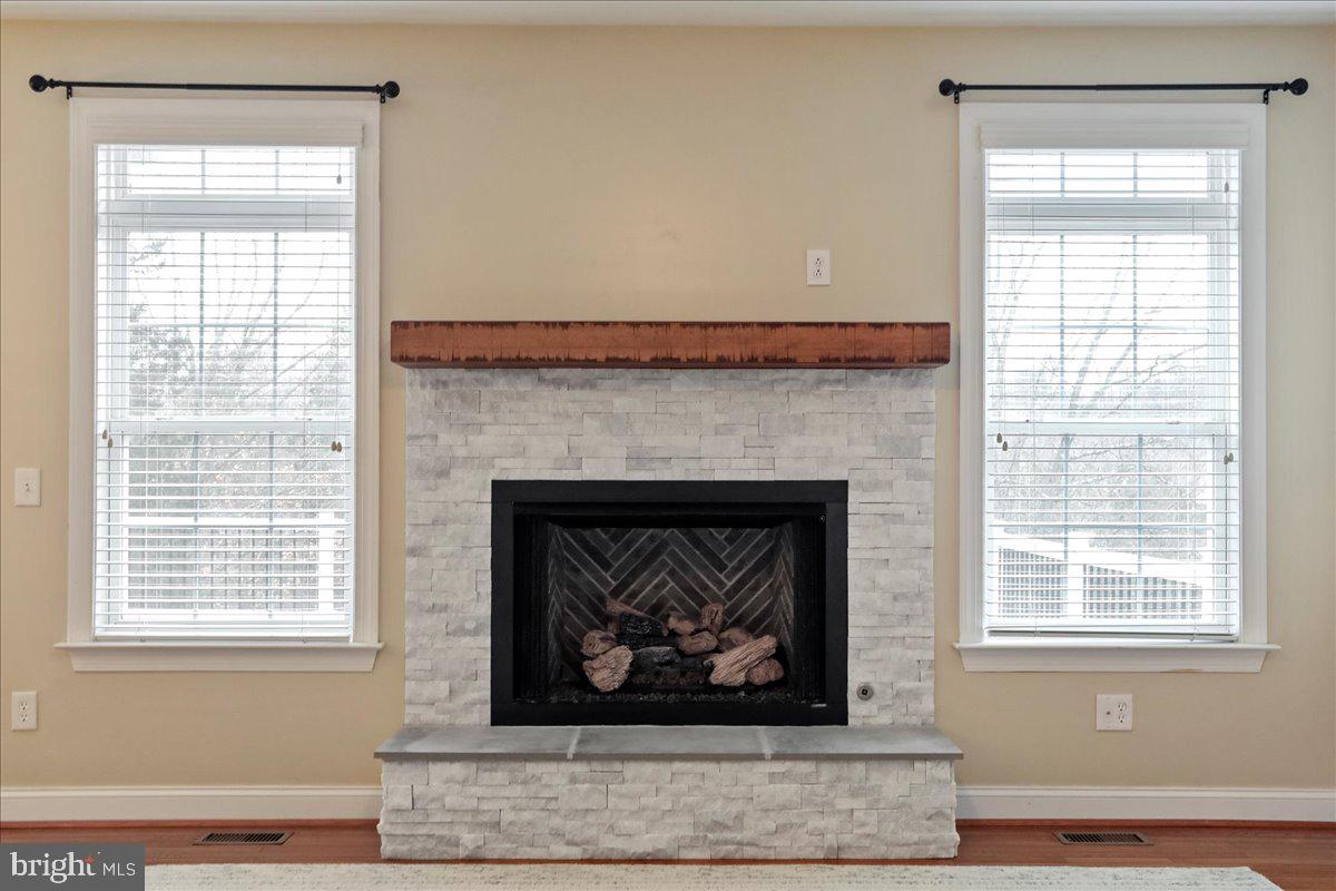 RIVERSIDE ON THE POTOMAC - Residential