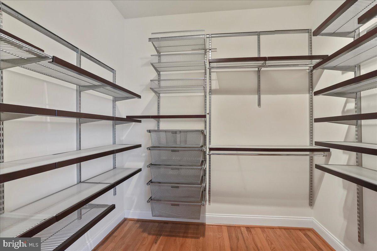 RIVERSIDE ON THE POTOMAC - Residential