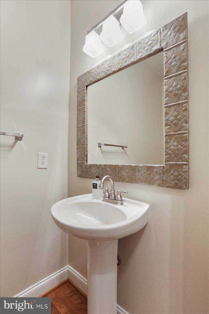 RIVERSIDE ON THE POTOMAC - Residential