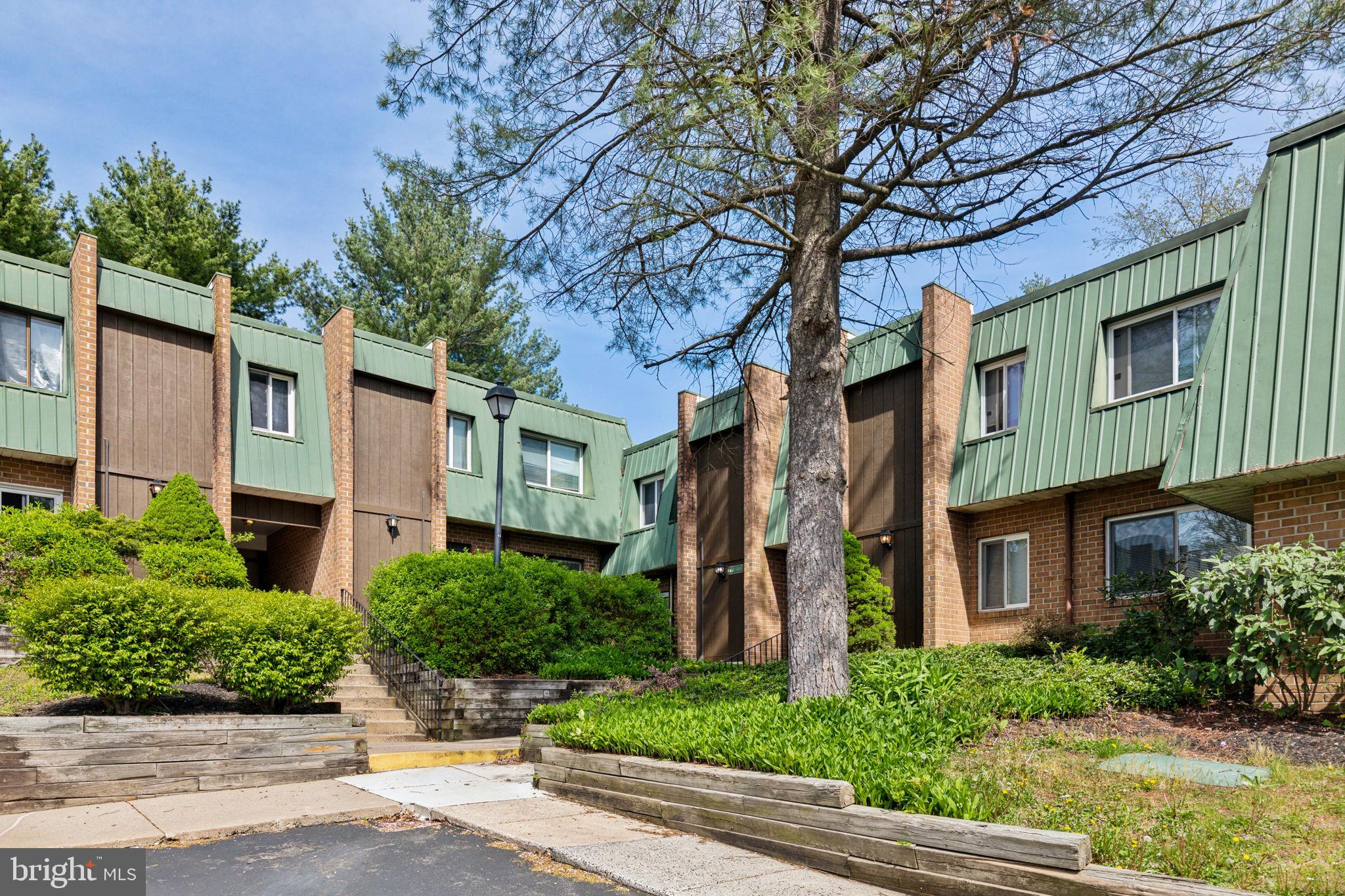 THE MEADOWS - Residential
