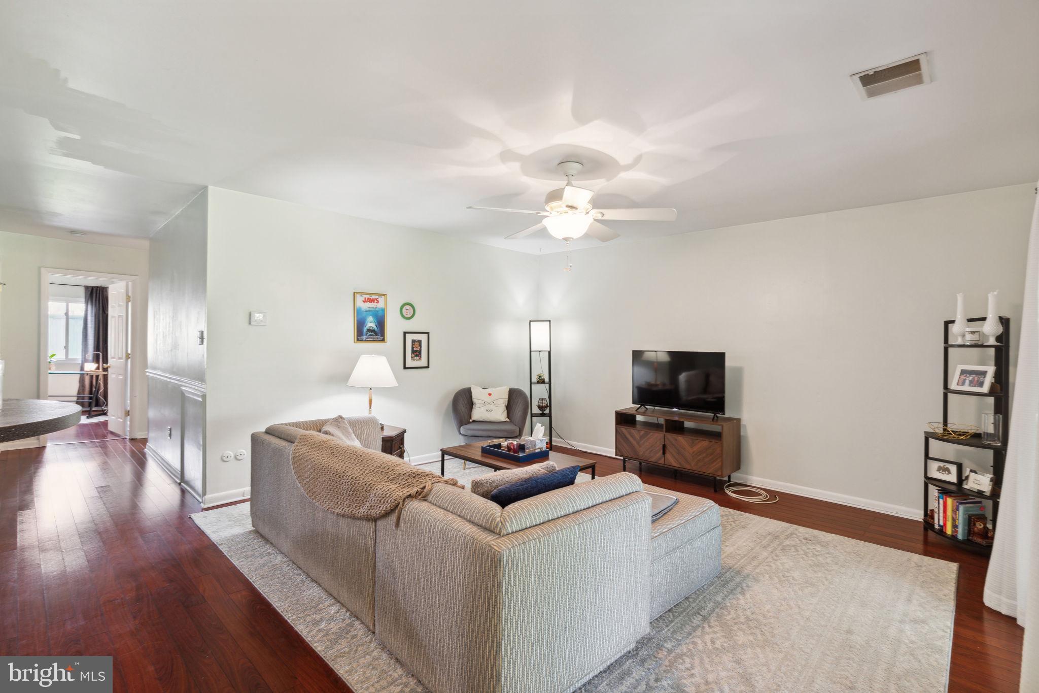THE MEADOWS - Residential
