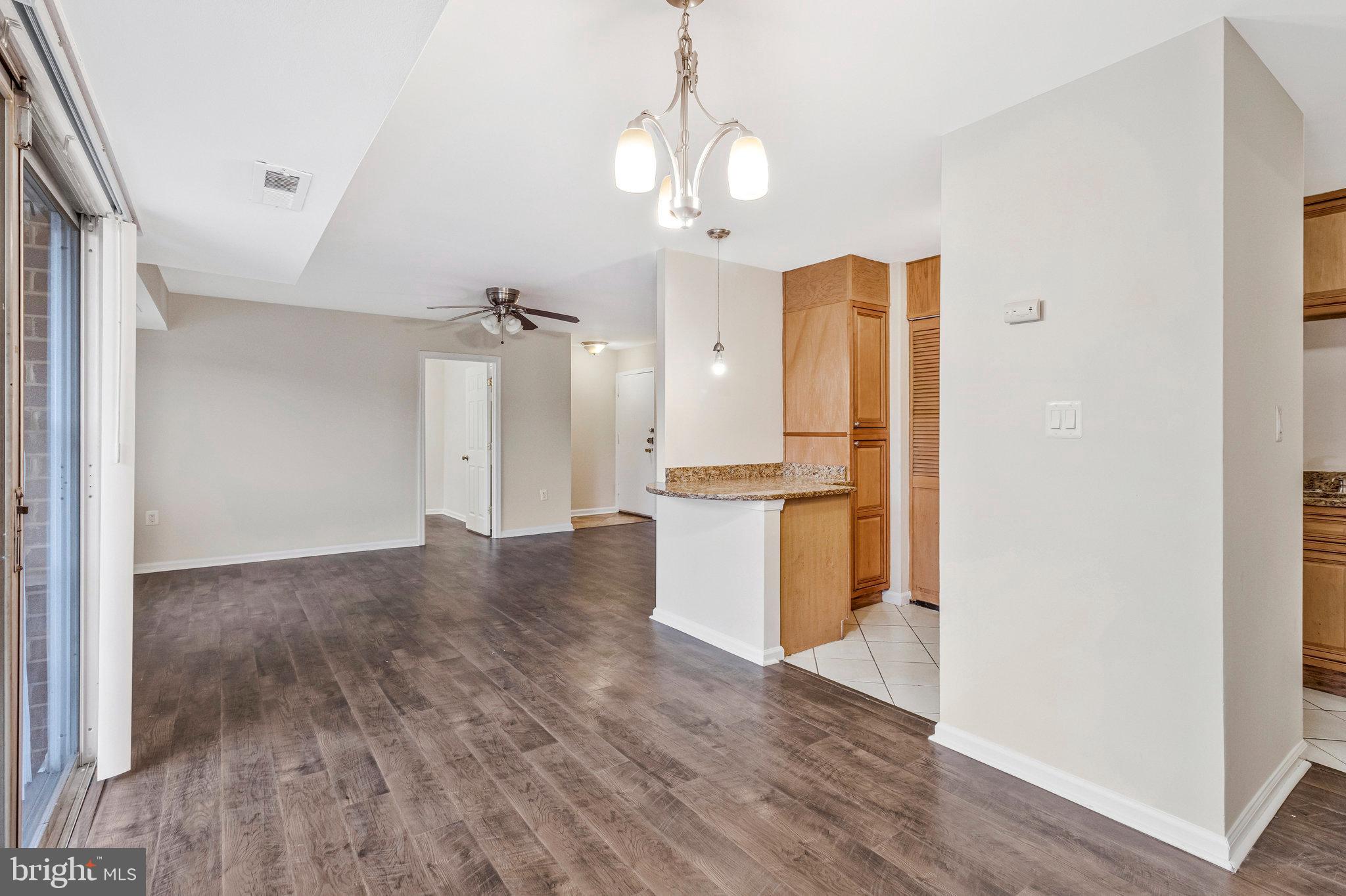 GRAND BEL MANOR - Residential