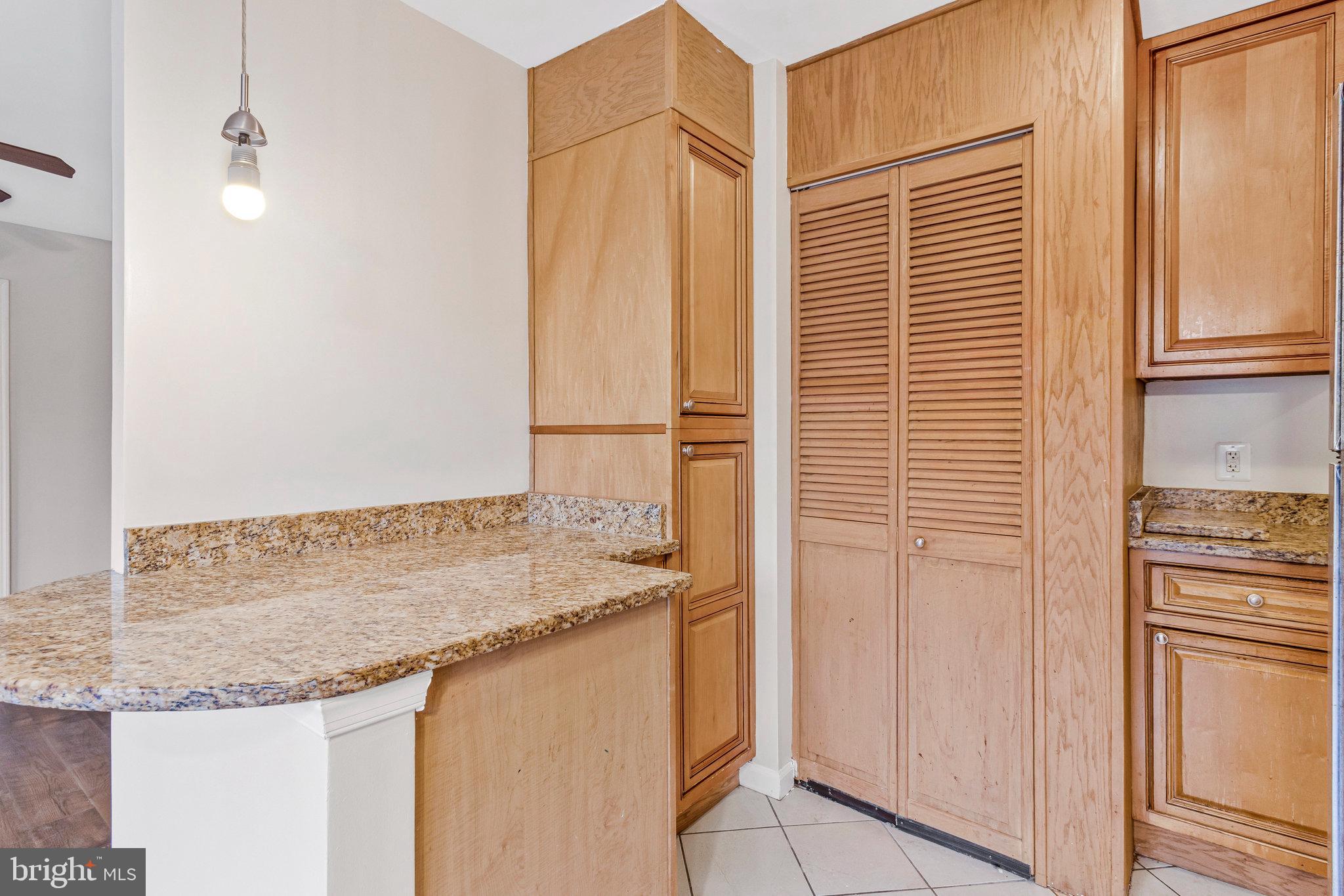 GRAND BEL MANOR - Residential