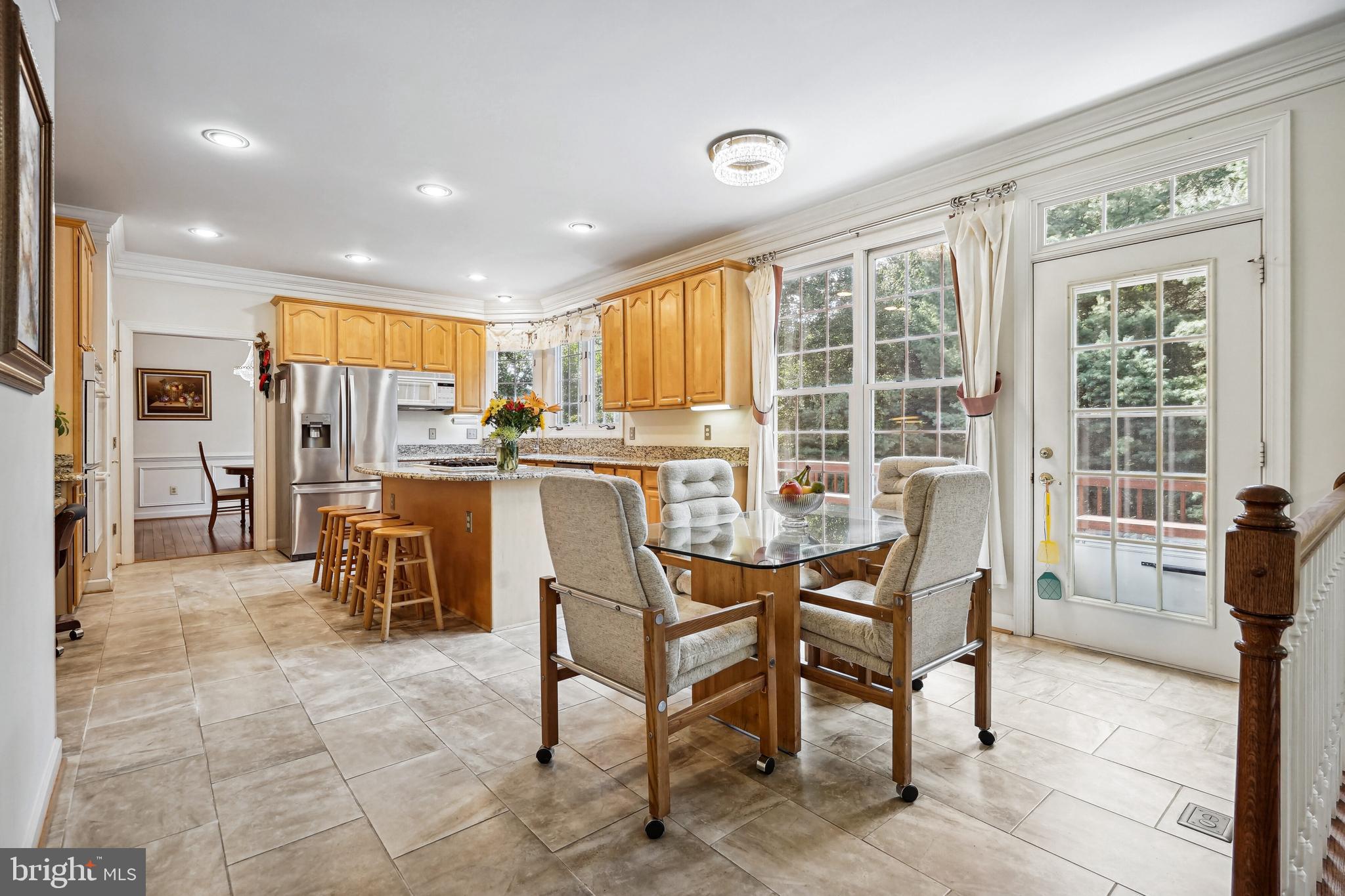 ASHLAWN HILL - Residential