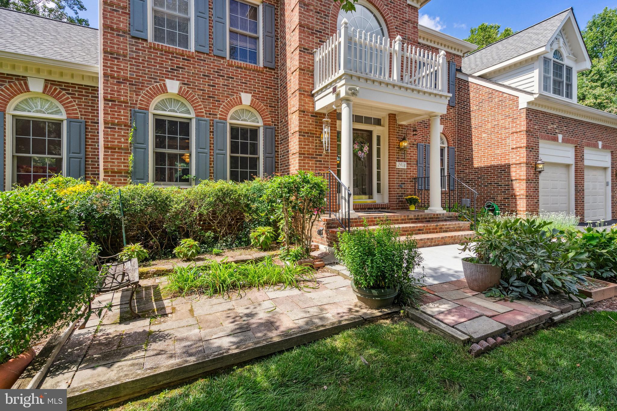 ASHLAWN HILL - Residential