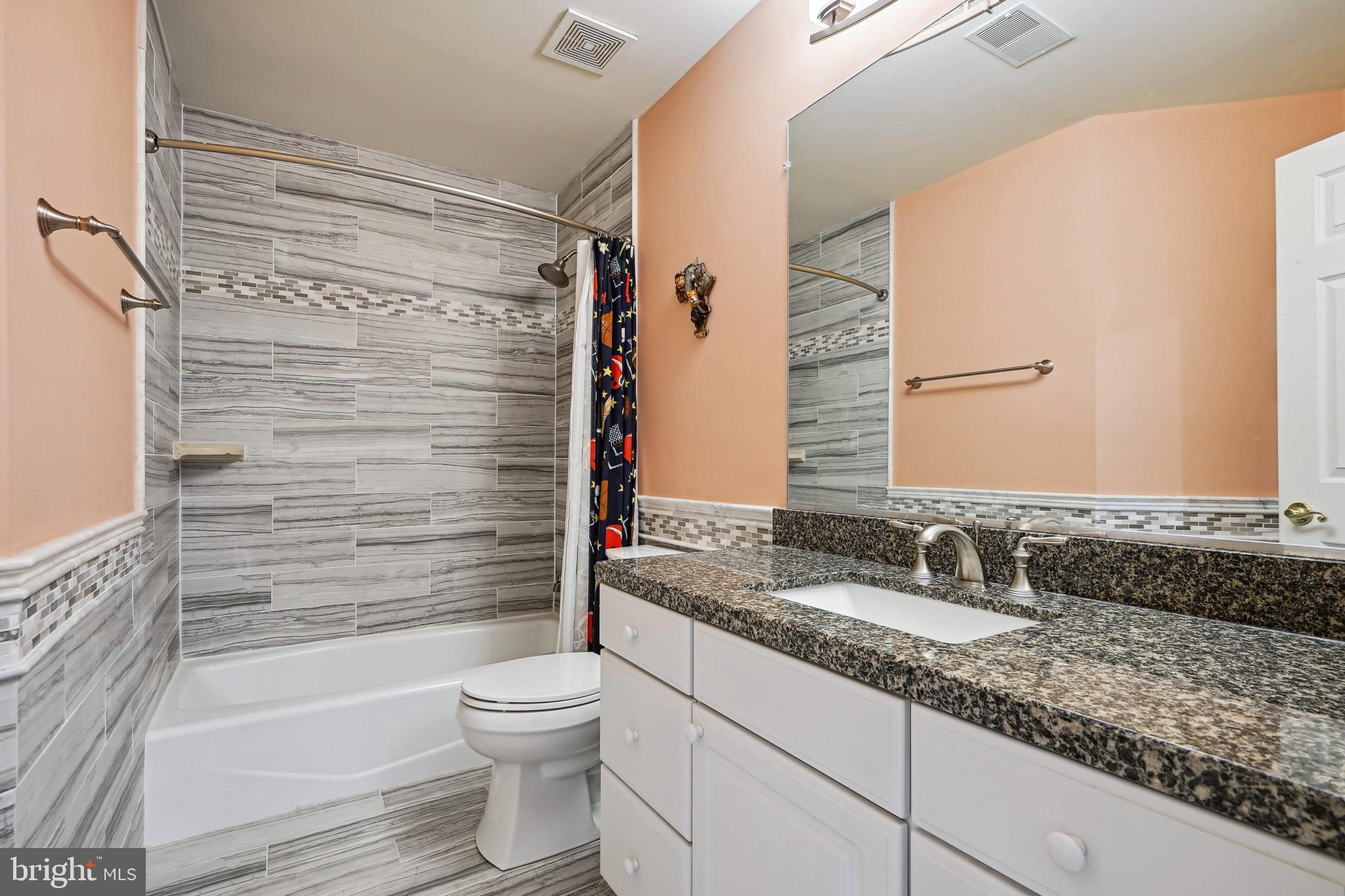 ASHLAWN HILL - Residential