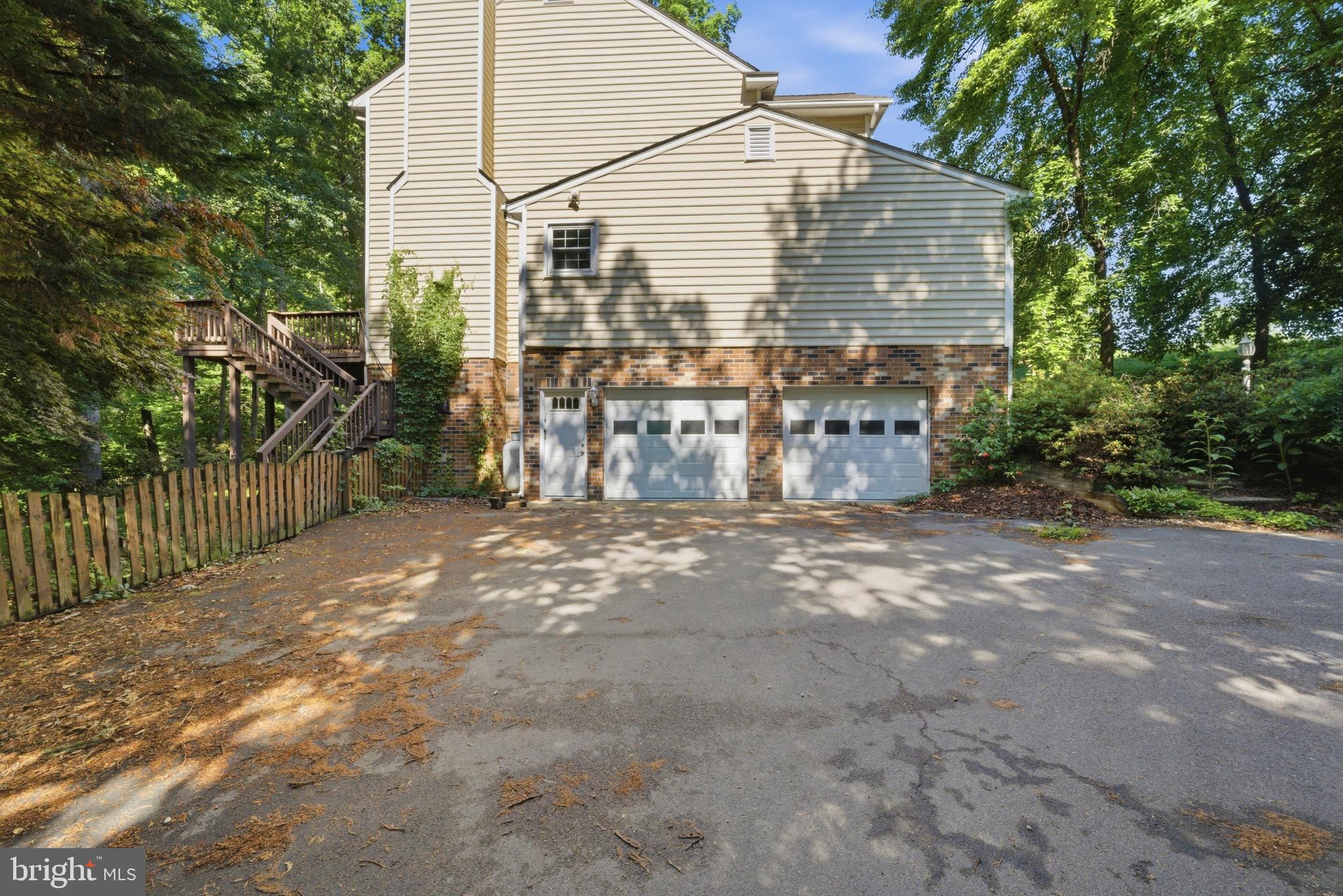 HANOVER GROVE - Residential