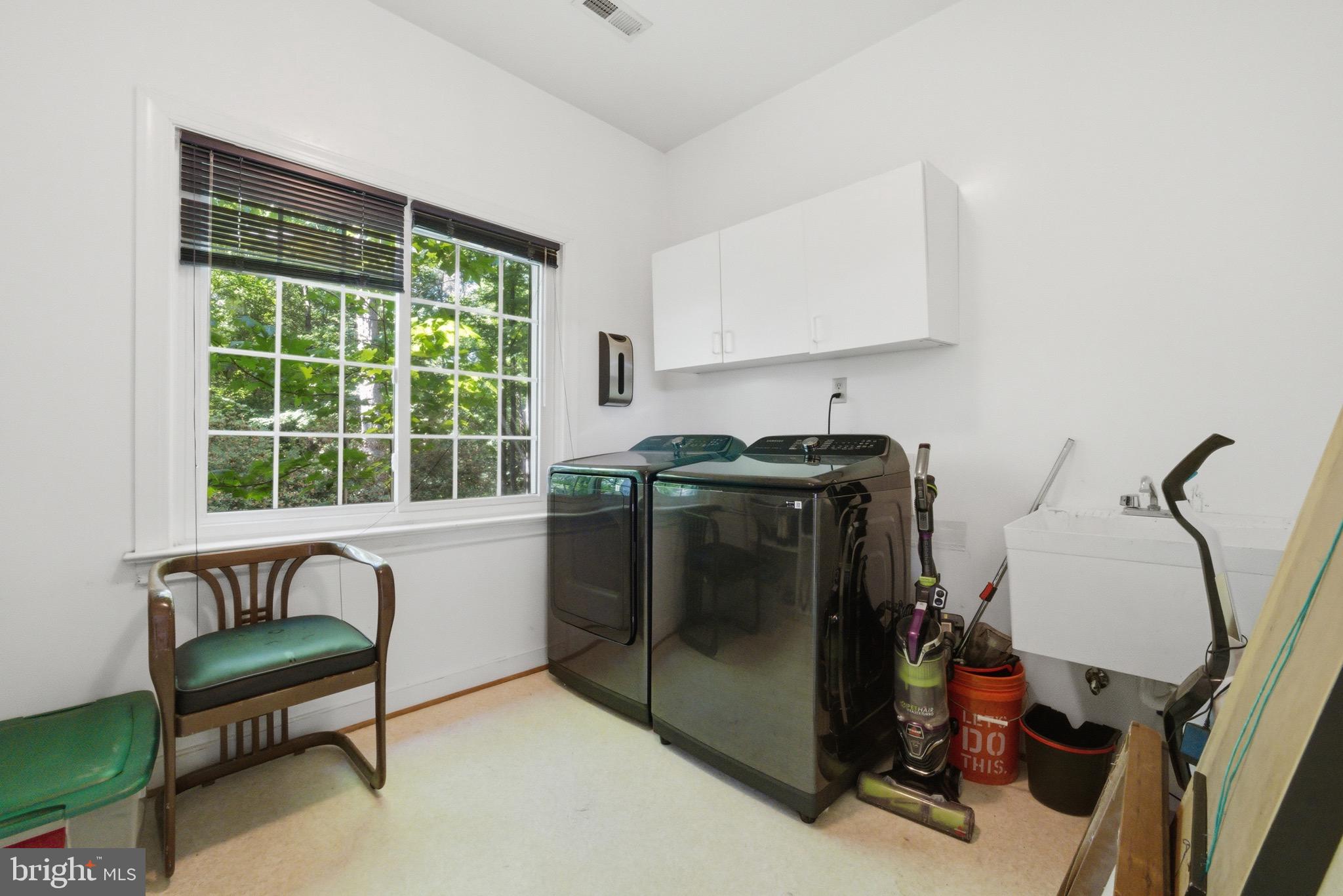 HANOVER GROVE - Residential