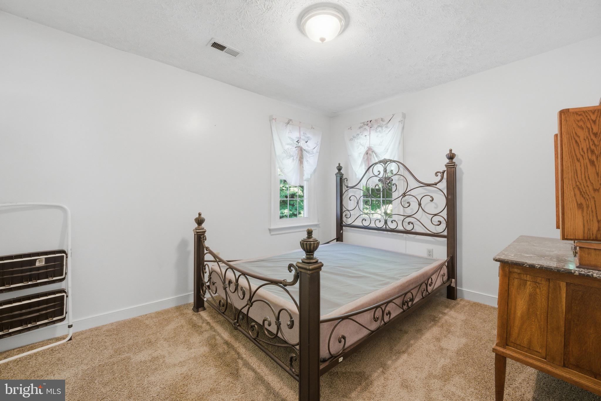 HANOVER GROVE - Residential