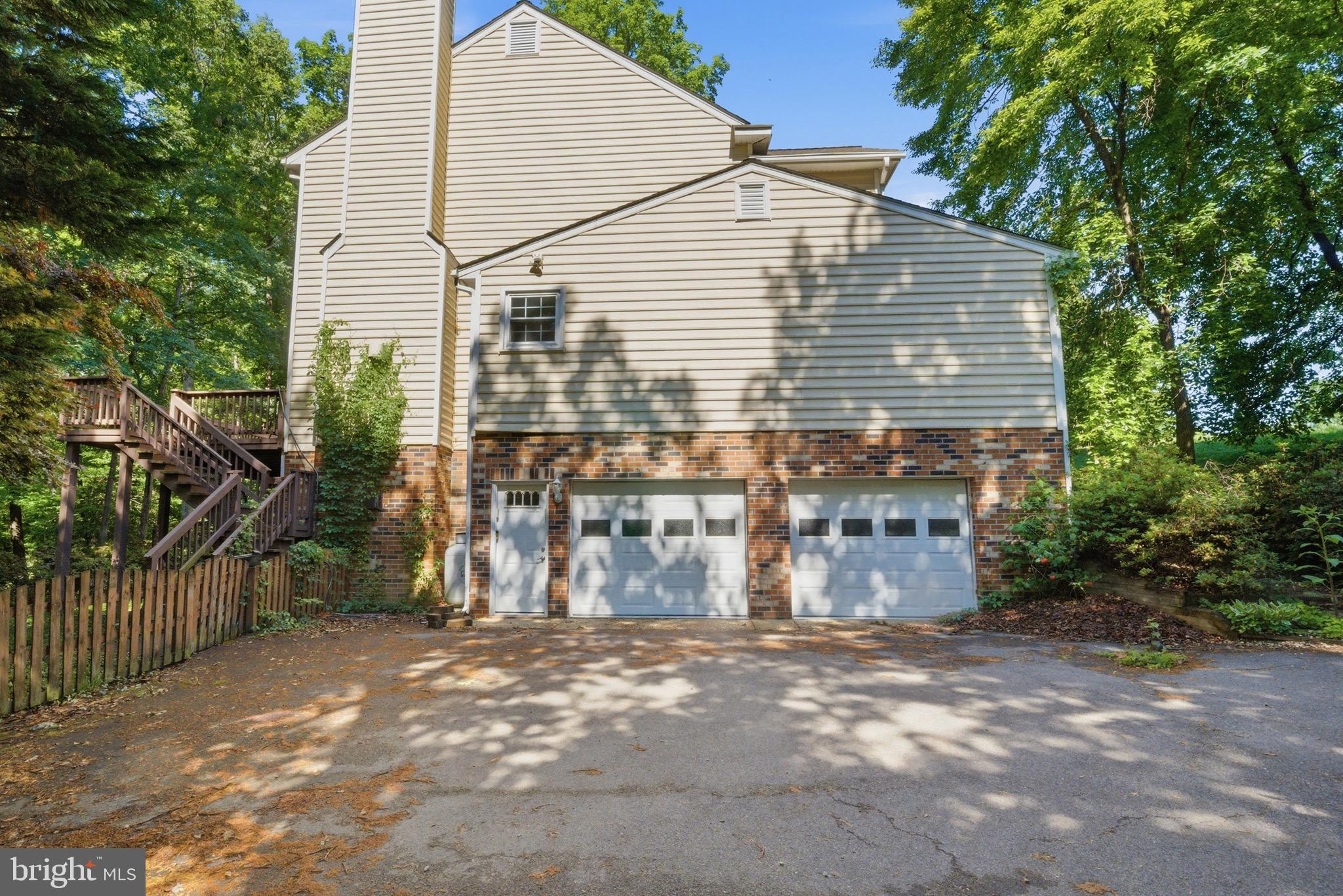 HANOVER GROVE - Residential