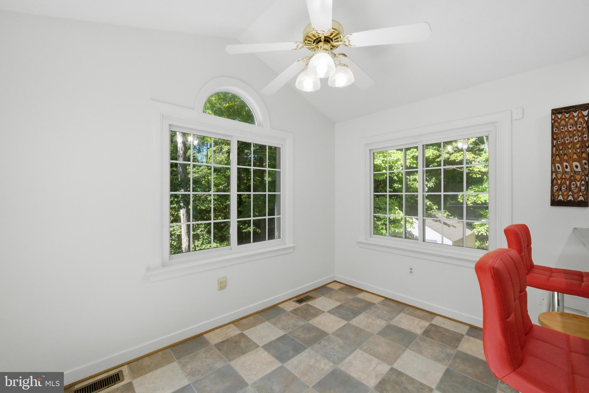 HANOVER GROVE - Residential