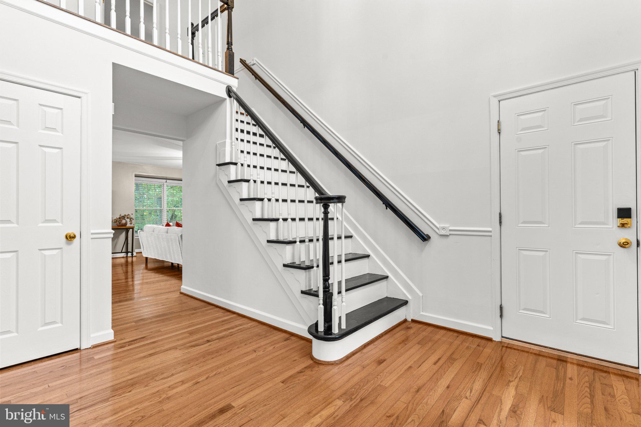 6400 COTSWOLD WAY