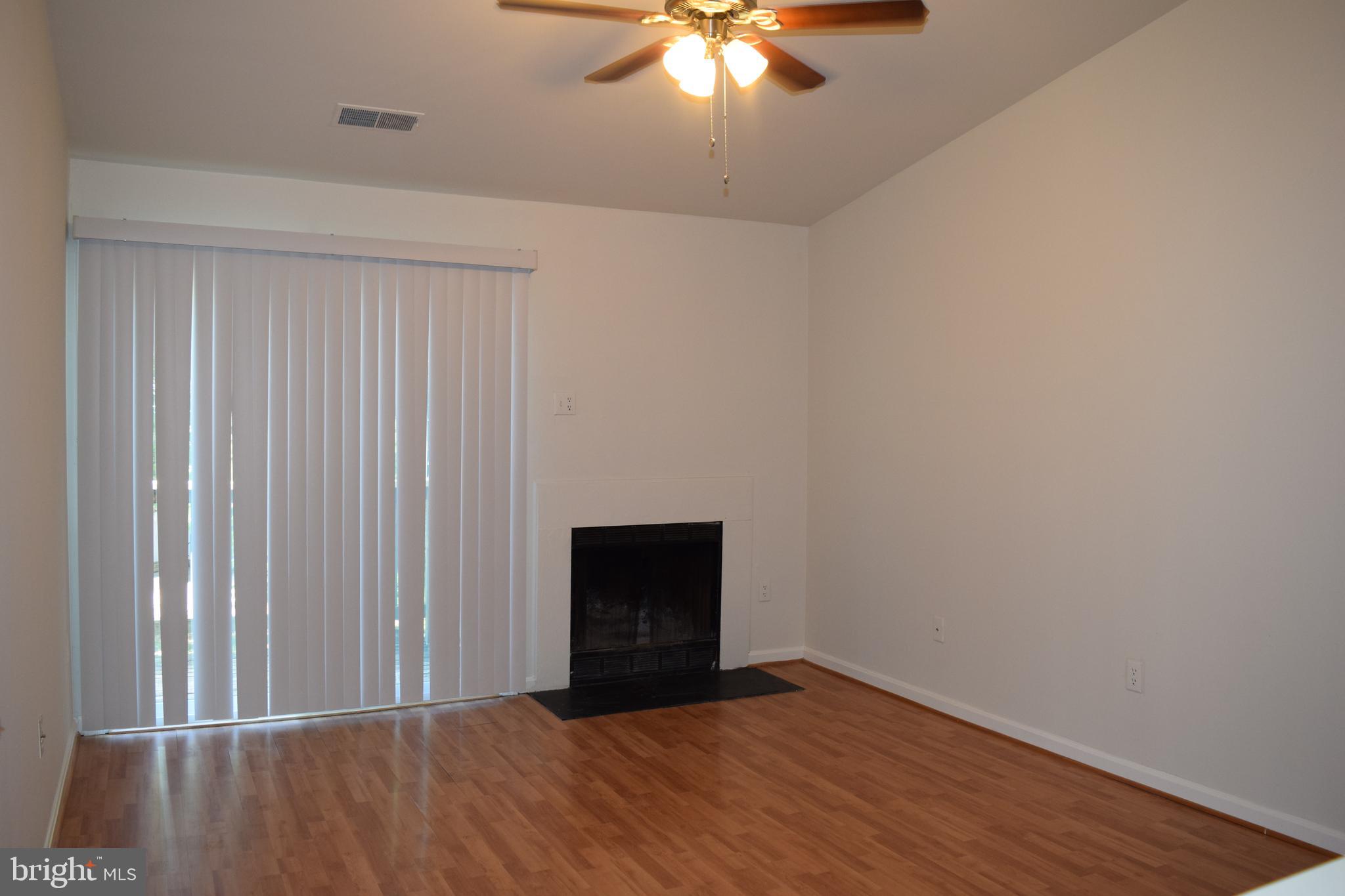 CLUSTERS AT WOODLAWN - Residential Lease