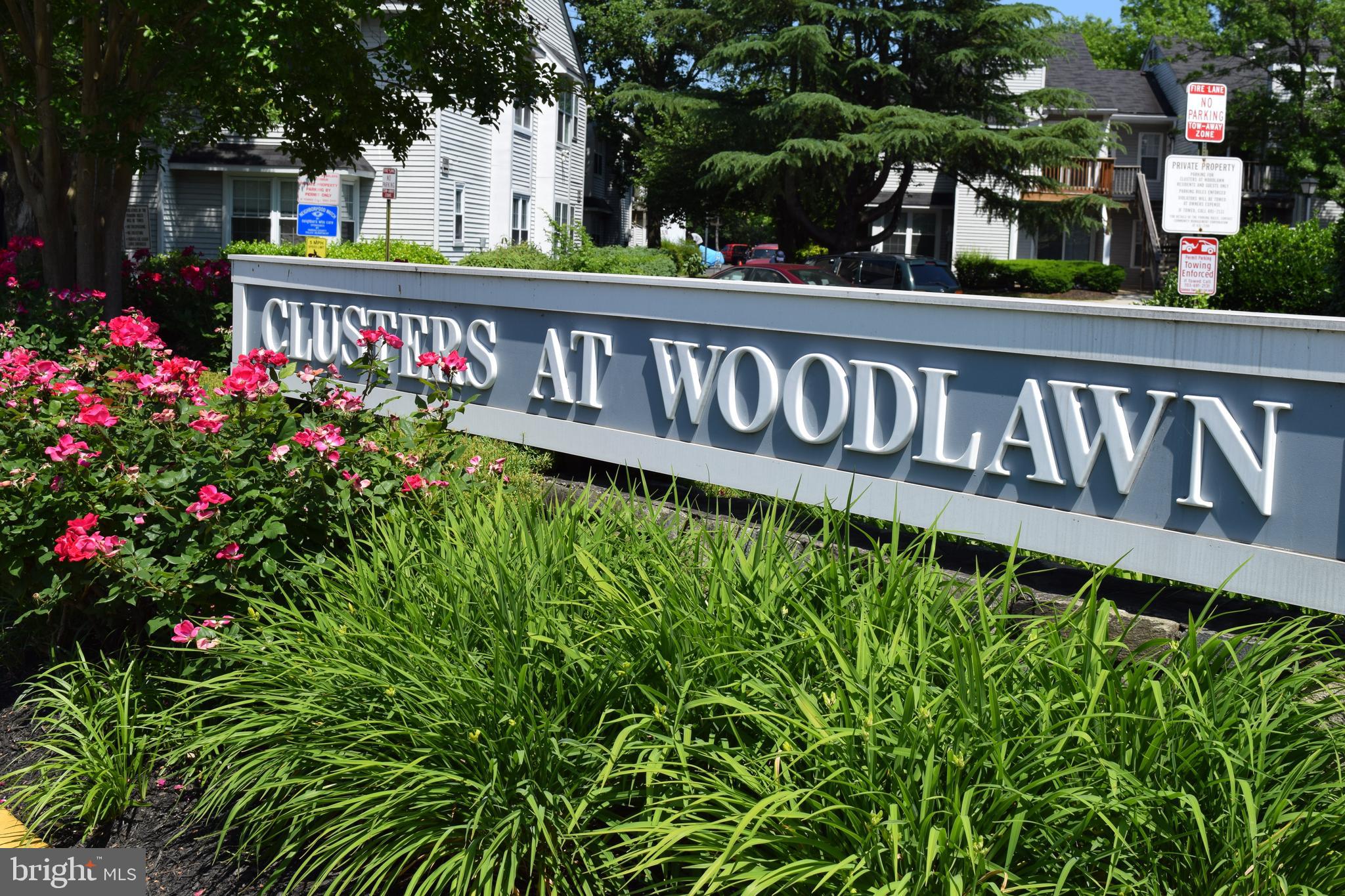 CLUSTERS AT WOODLAWN - Residential Lease