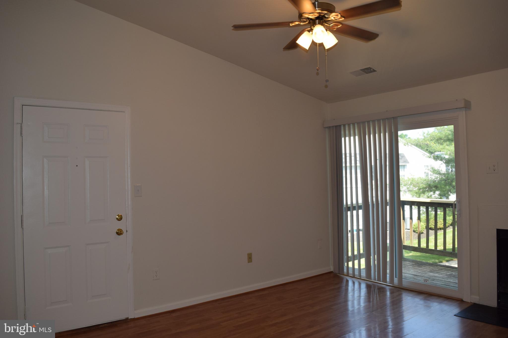 CLUSTERS AT WOODLAWN - Residential Lease