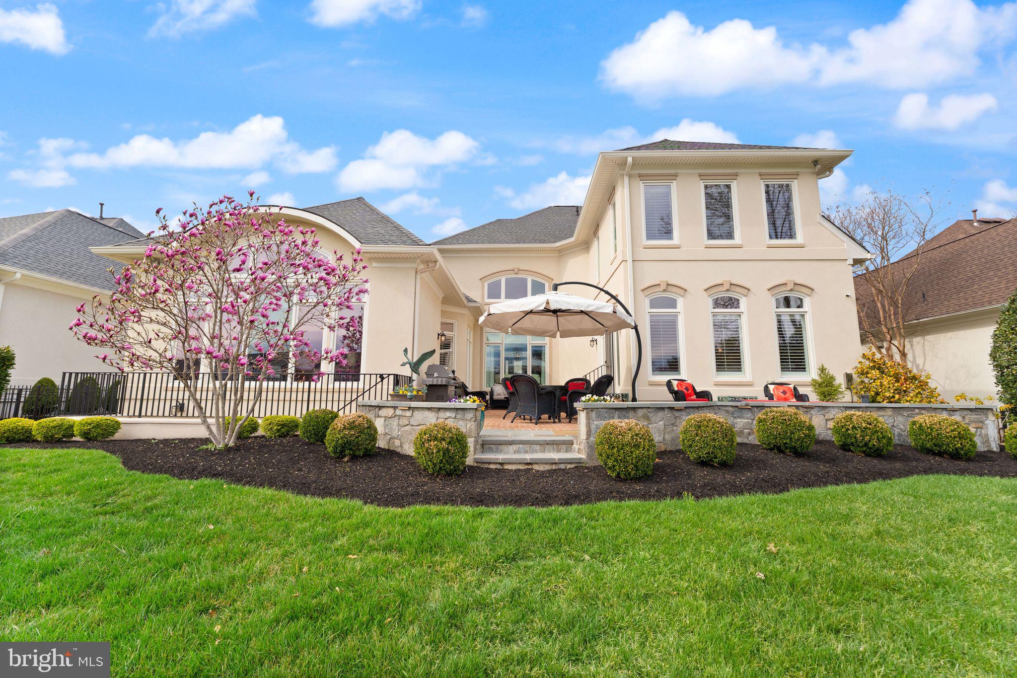 RIVER CREEK - Residential