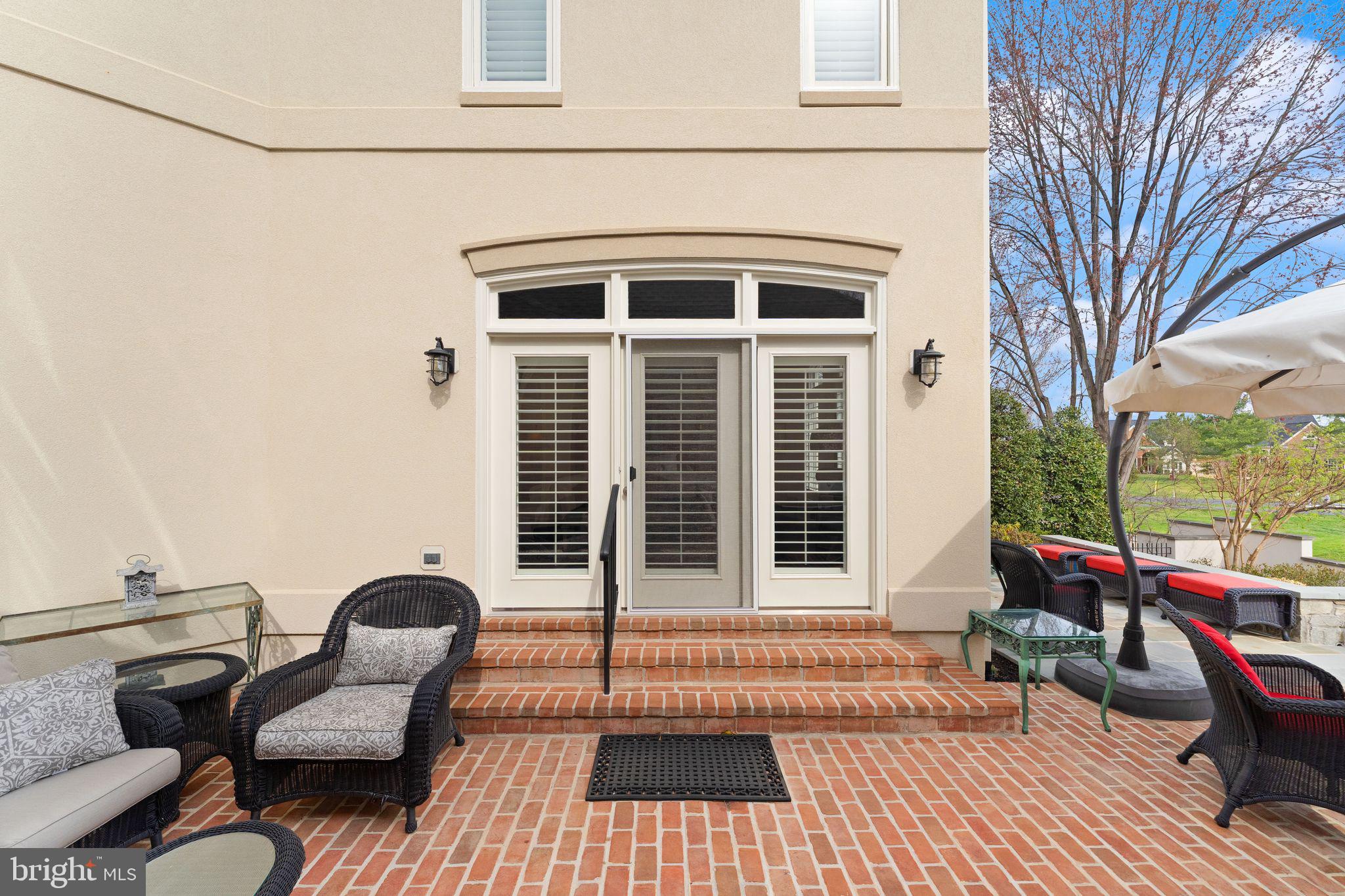 RIVER CREEK - Residential