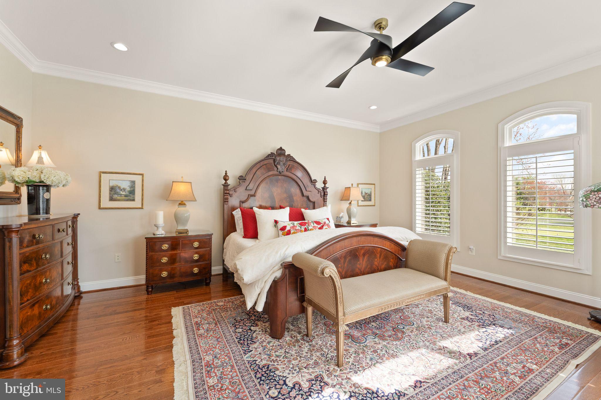 RIVER CREEK - Residential