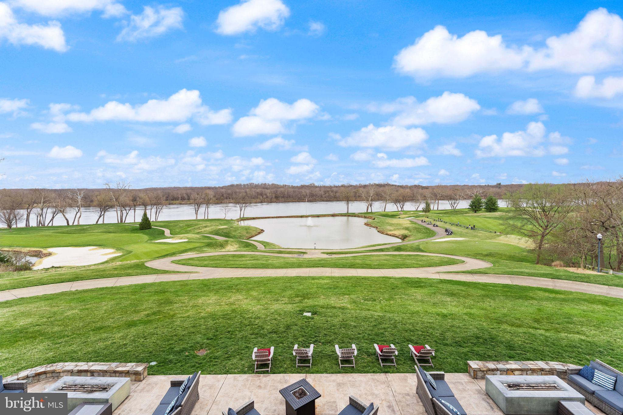 RIVER CREEK - Residential