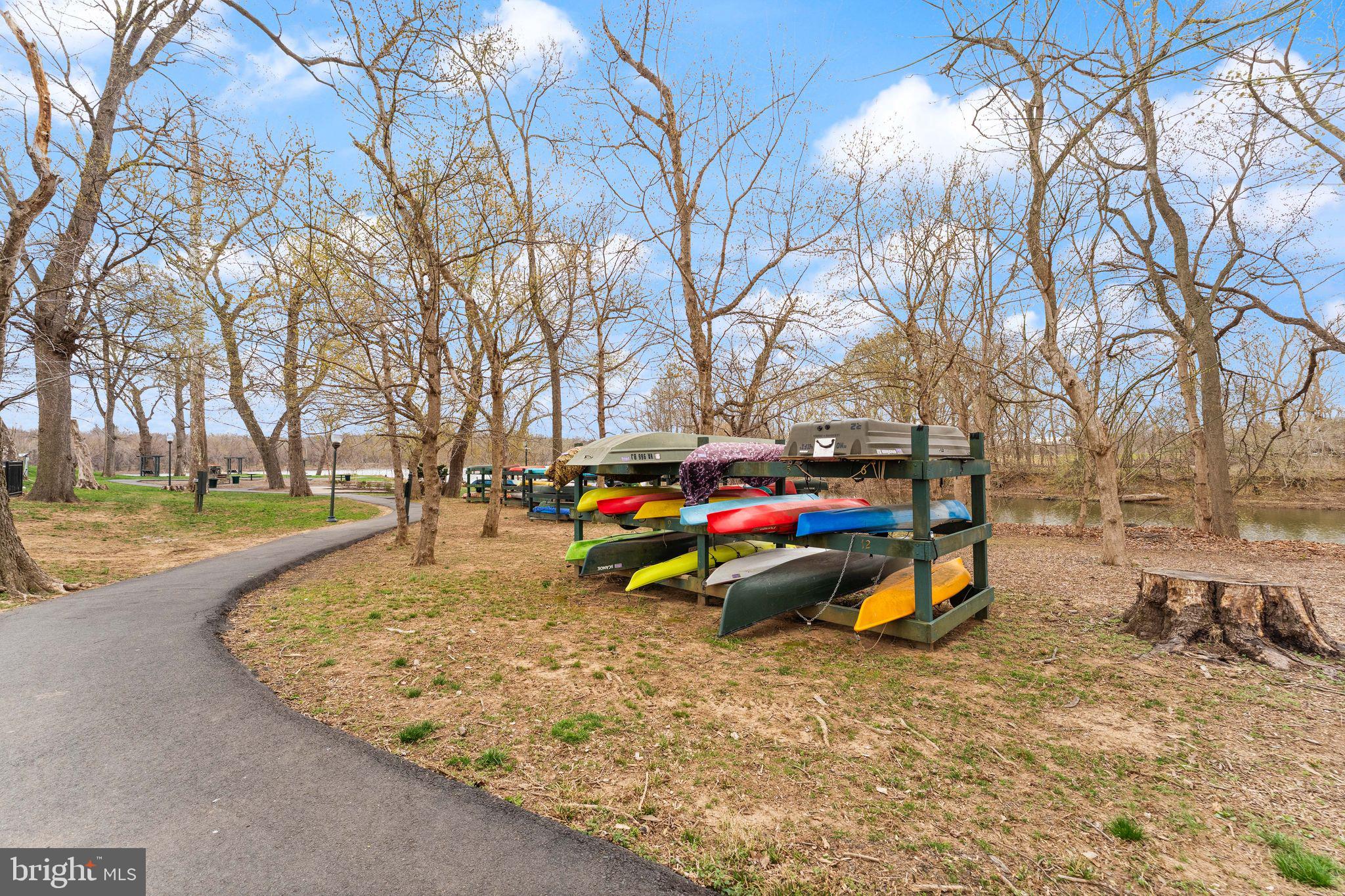 RIVER CREEK - Residential