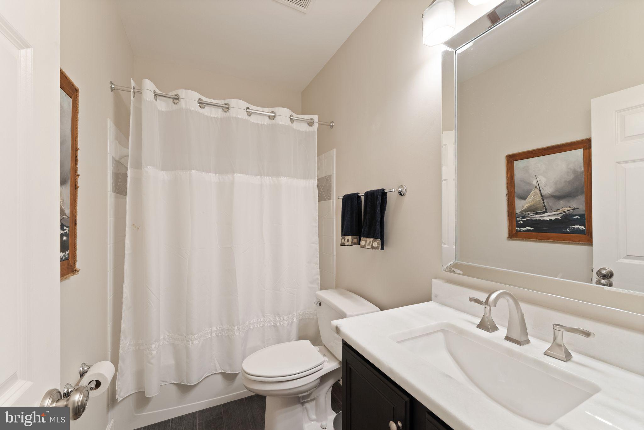 RIVER CREEK - Residential