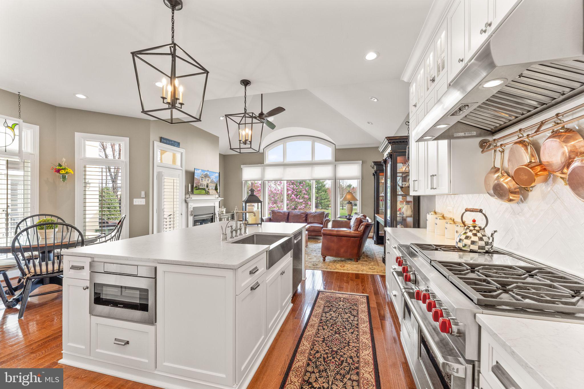 RIVER CREEK - Residential