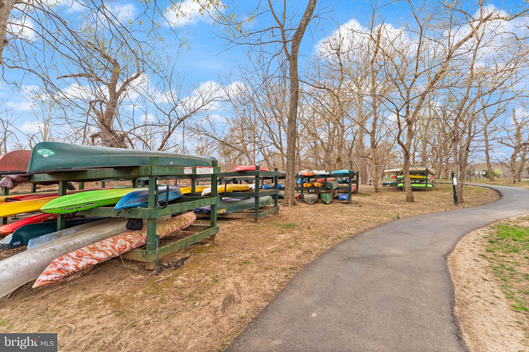 RIVER CREEK - Residential