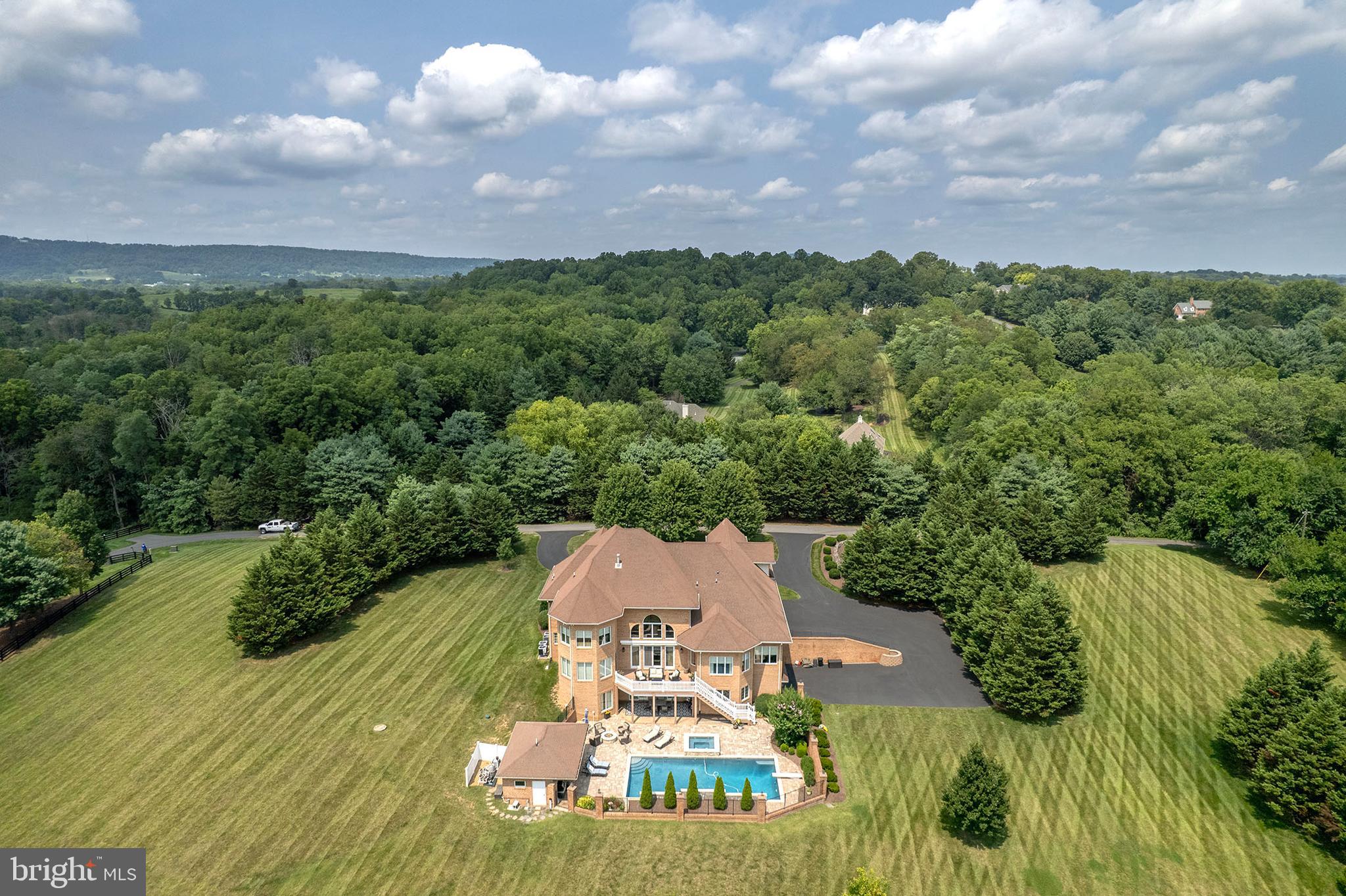 1950 JONES ROAD