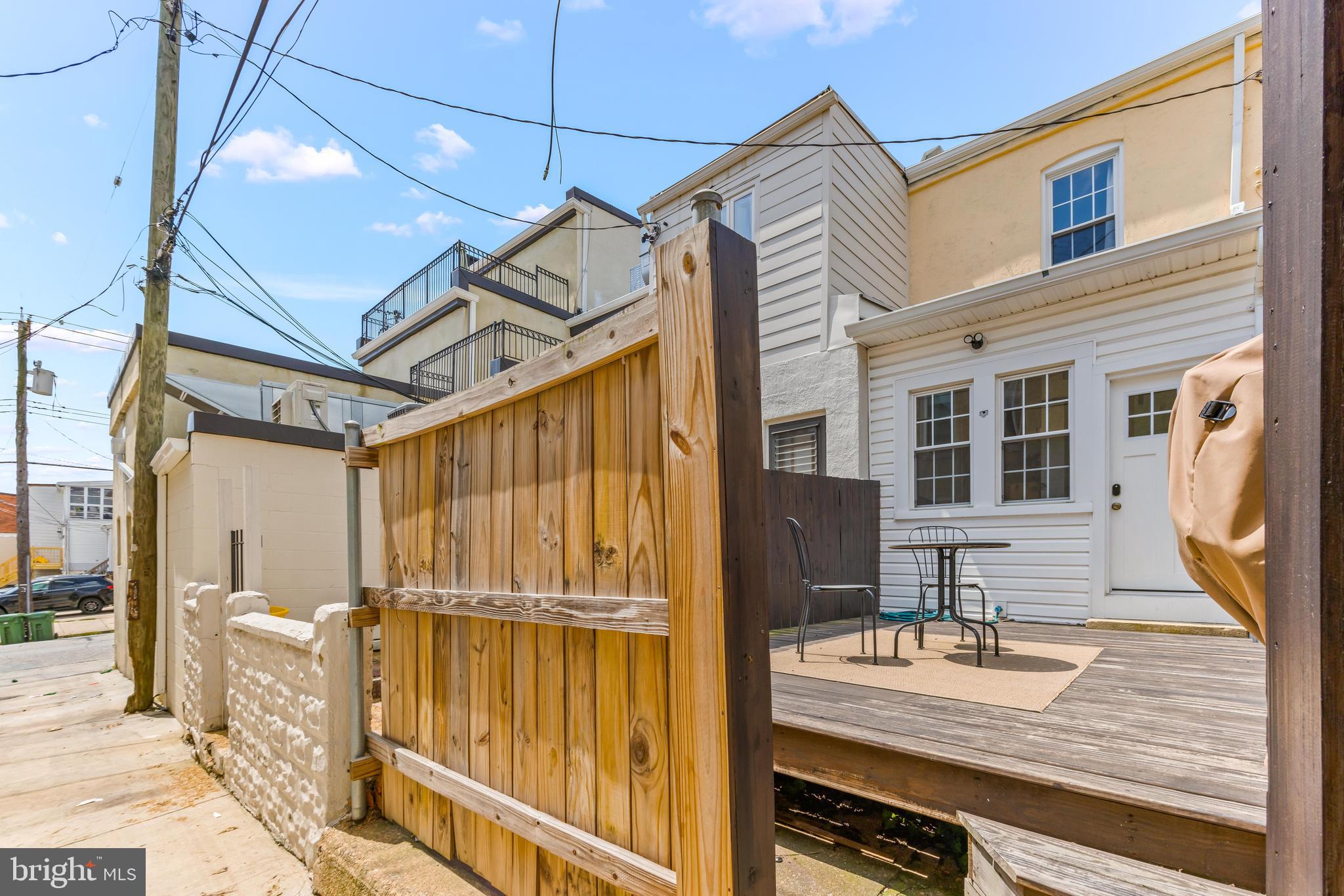 HAMPDEN HISTORIC DISTRICT - Residential