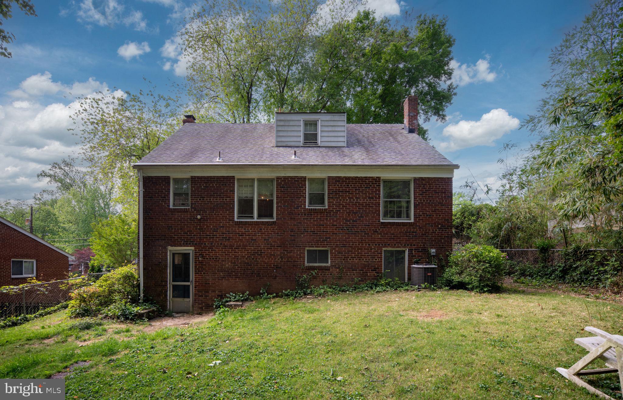 BARCROFT HILLS - Residential