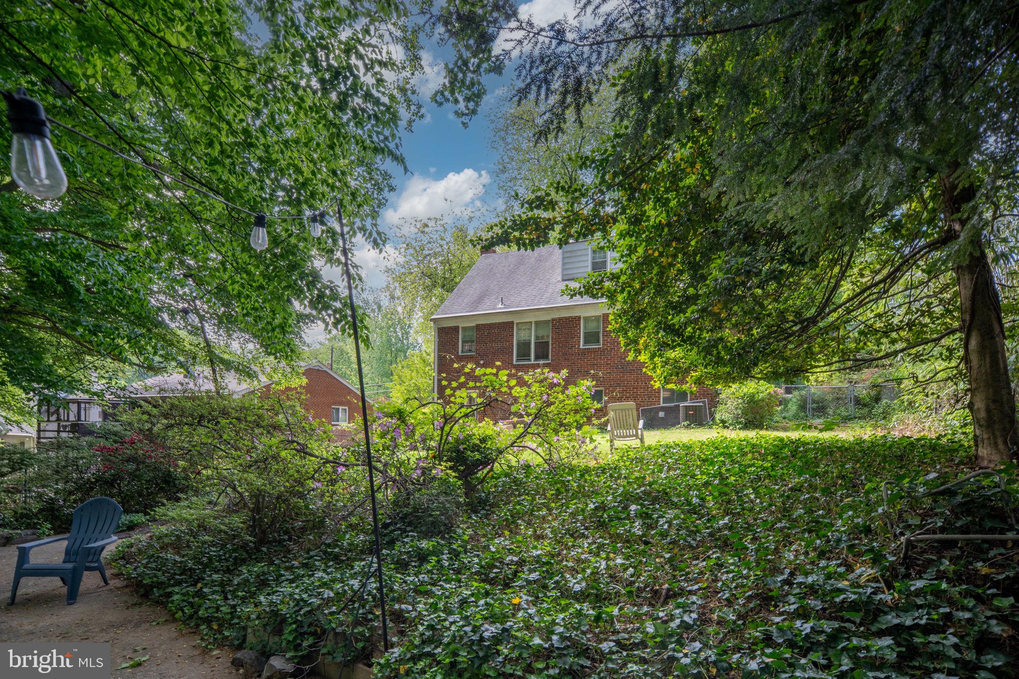 BARCROFT HILLS - Residential