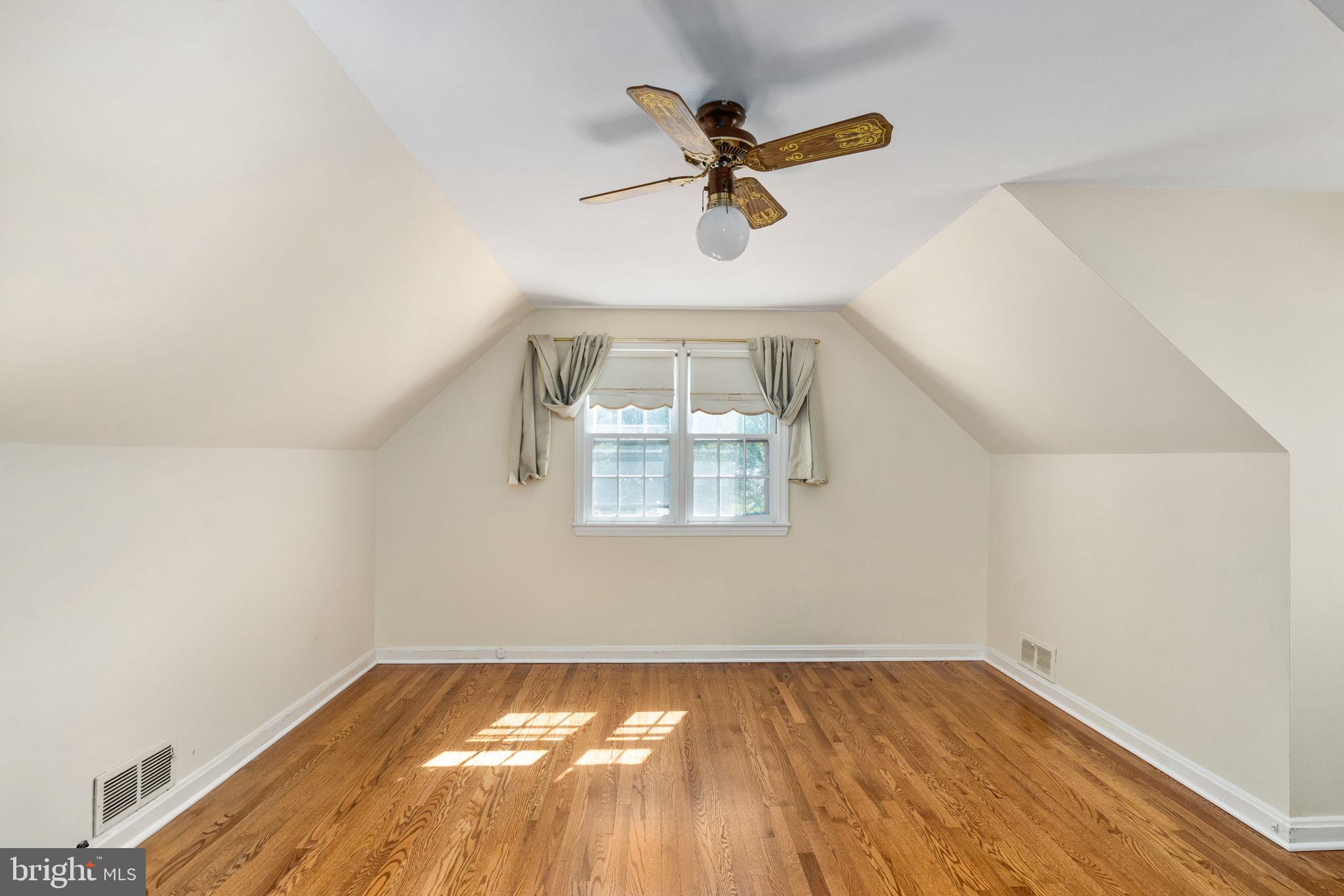 BARCROFT HILLS - Residential