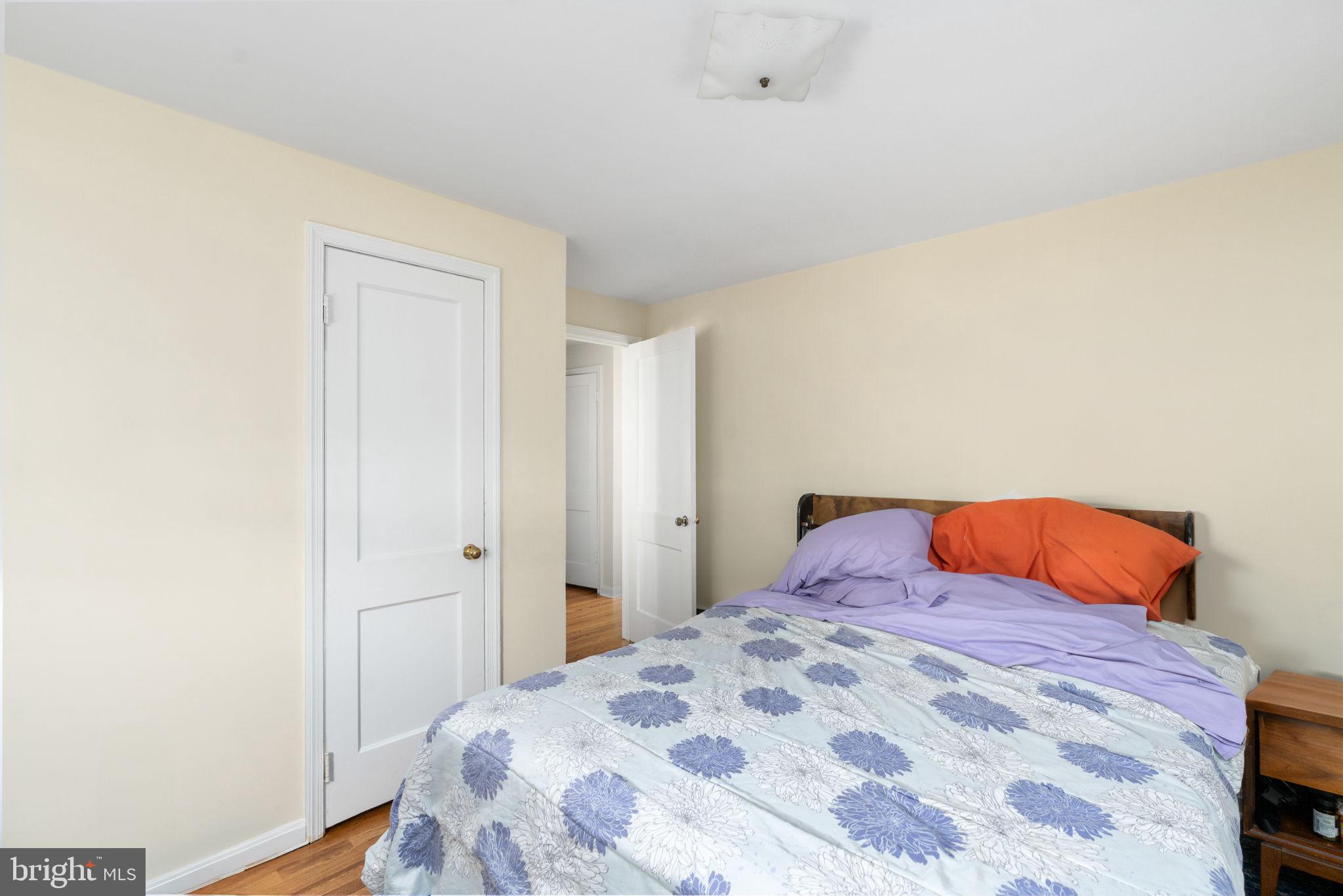 BARCROFT HILLS - Residential