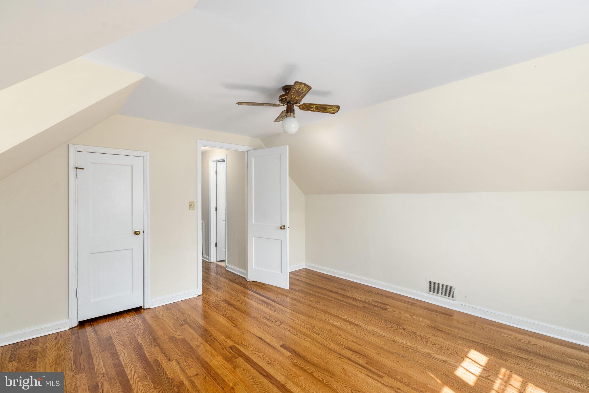 BARCROFT HILLS - Residential