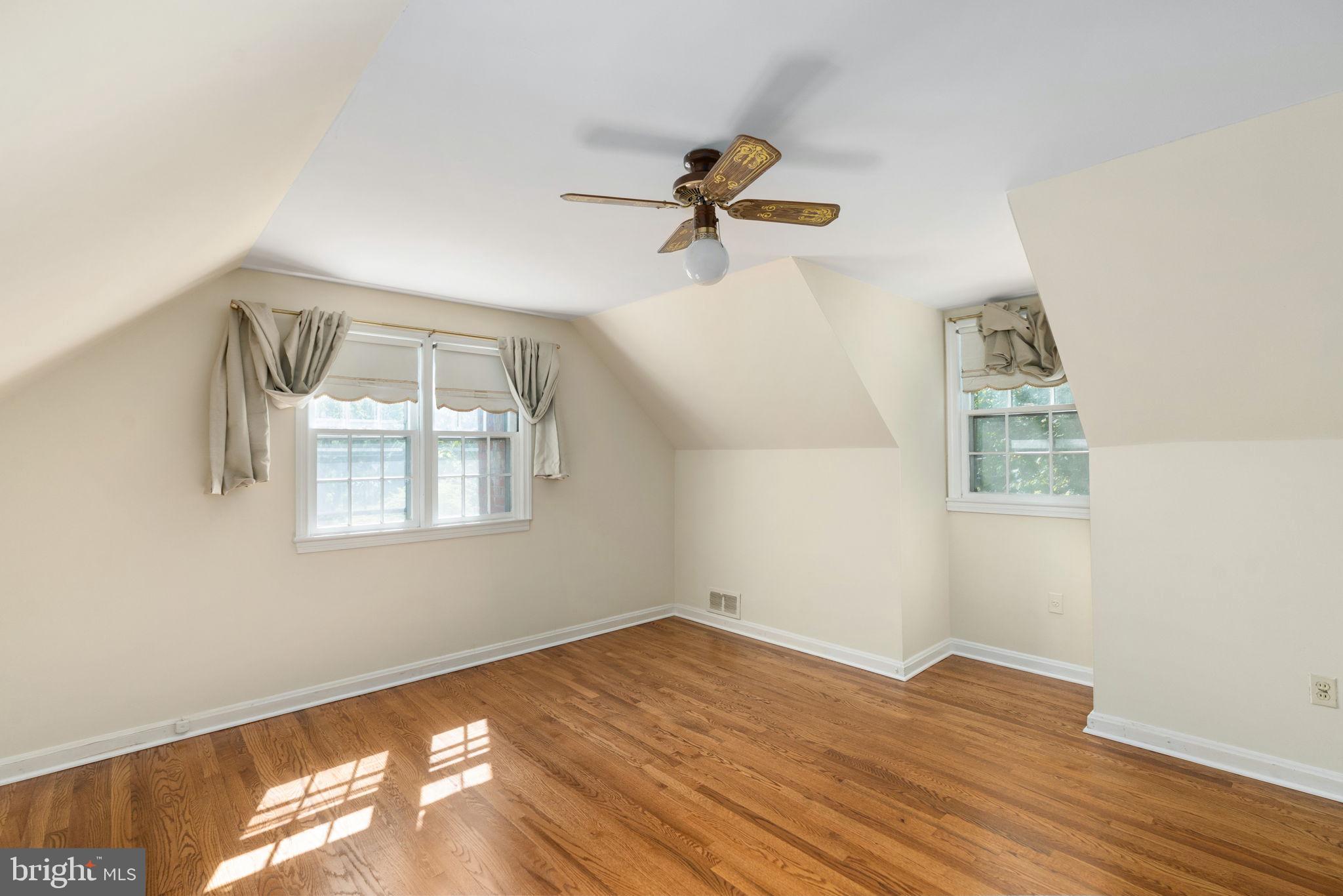 BARCROFT HILLS - Residential