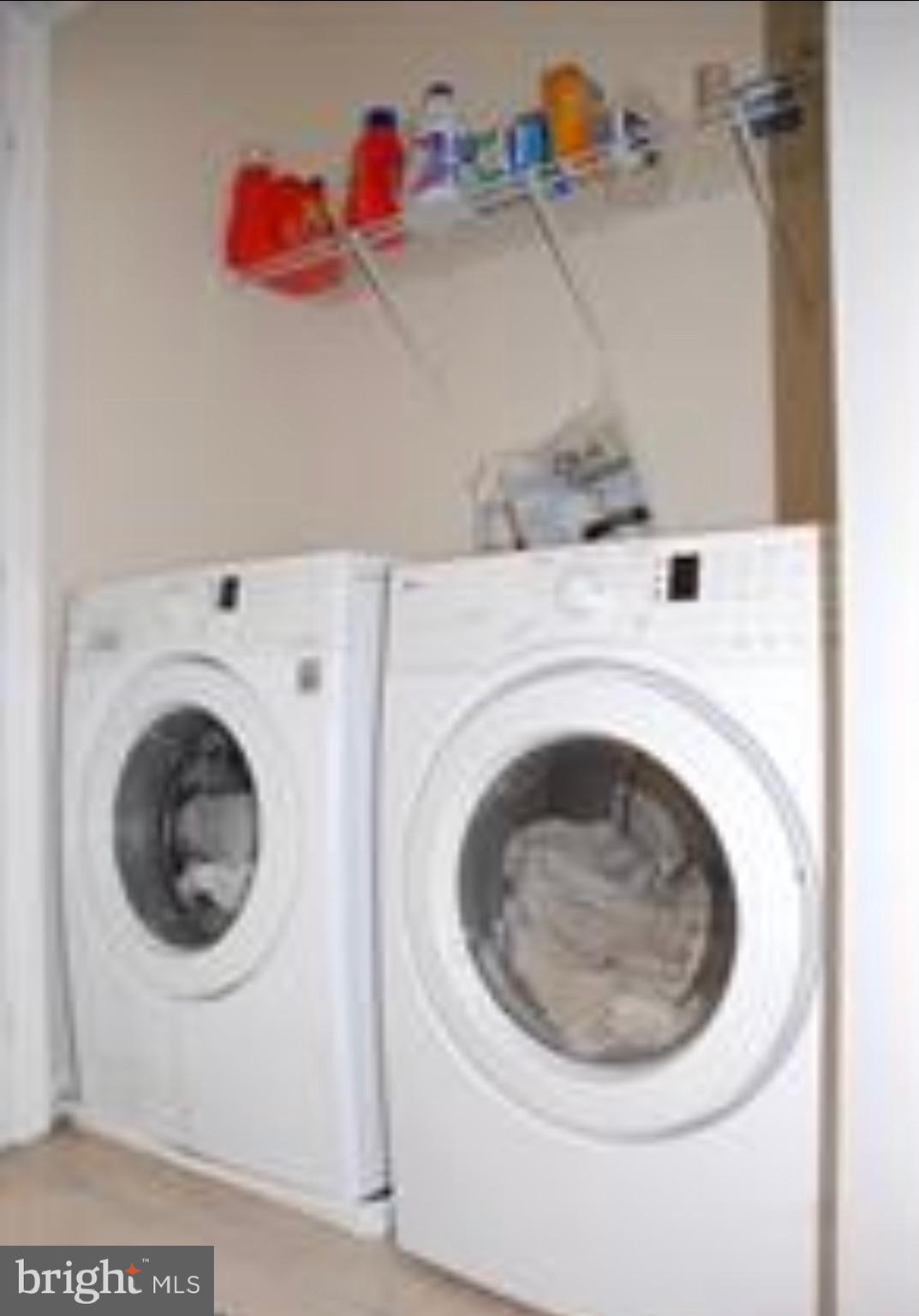 TANYARD SPRINGS - Residential Lease