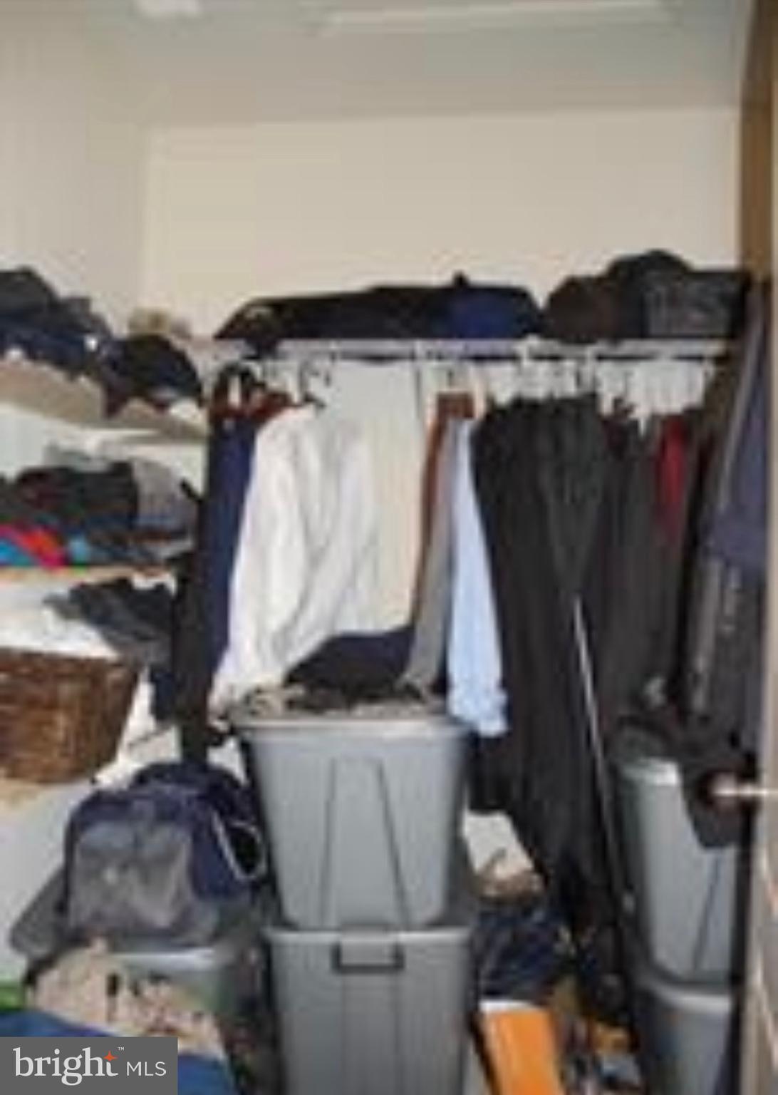 TANYARD SPRINGS - Residential Lease